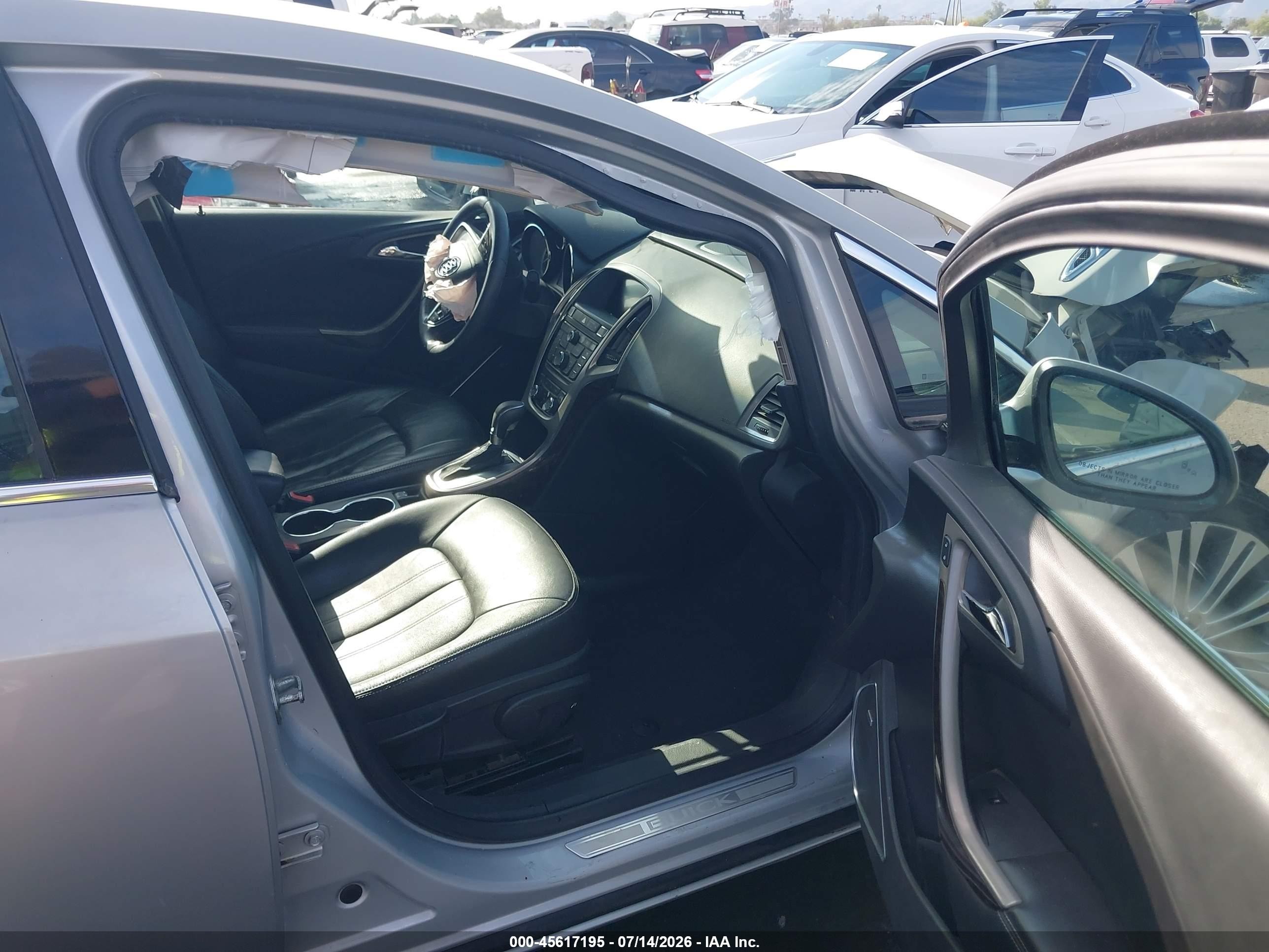 2013 Buick Verano Leather Group Серебряный vin: 1G4PS5SK2D4154806