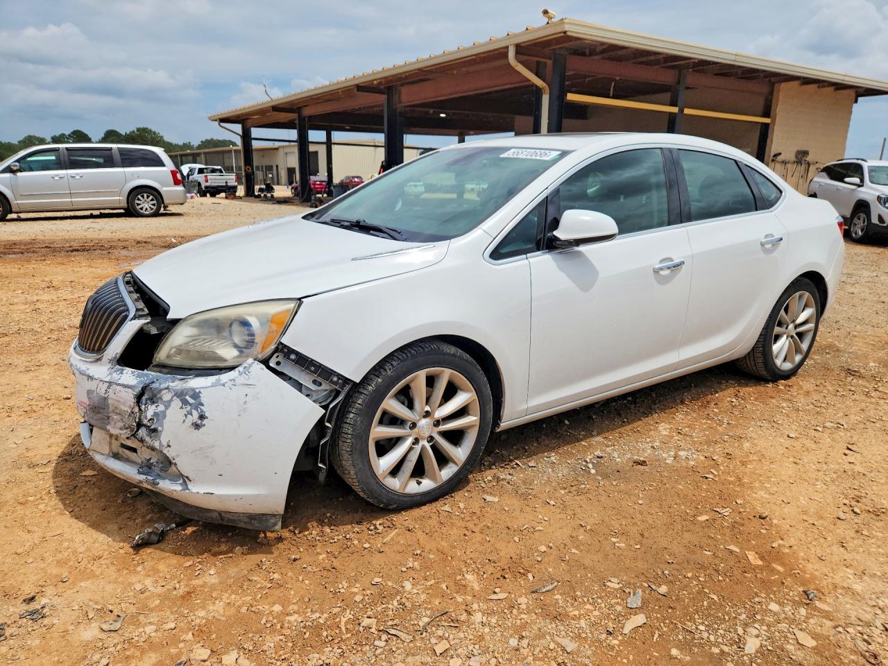 2013 Buick Verano White vin: 1G4PS5SK2D4175638