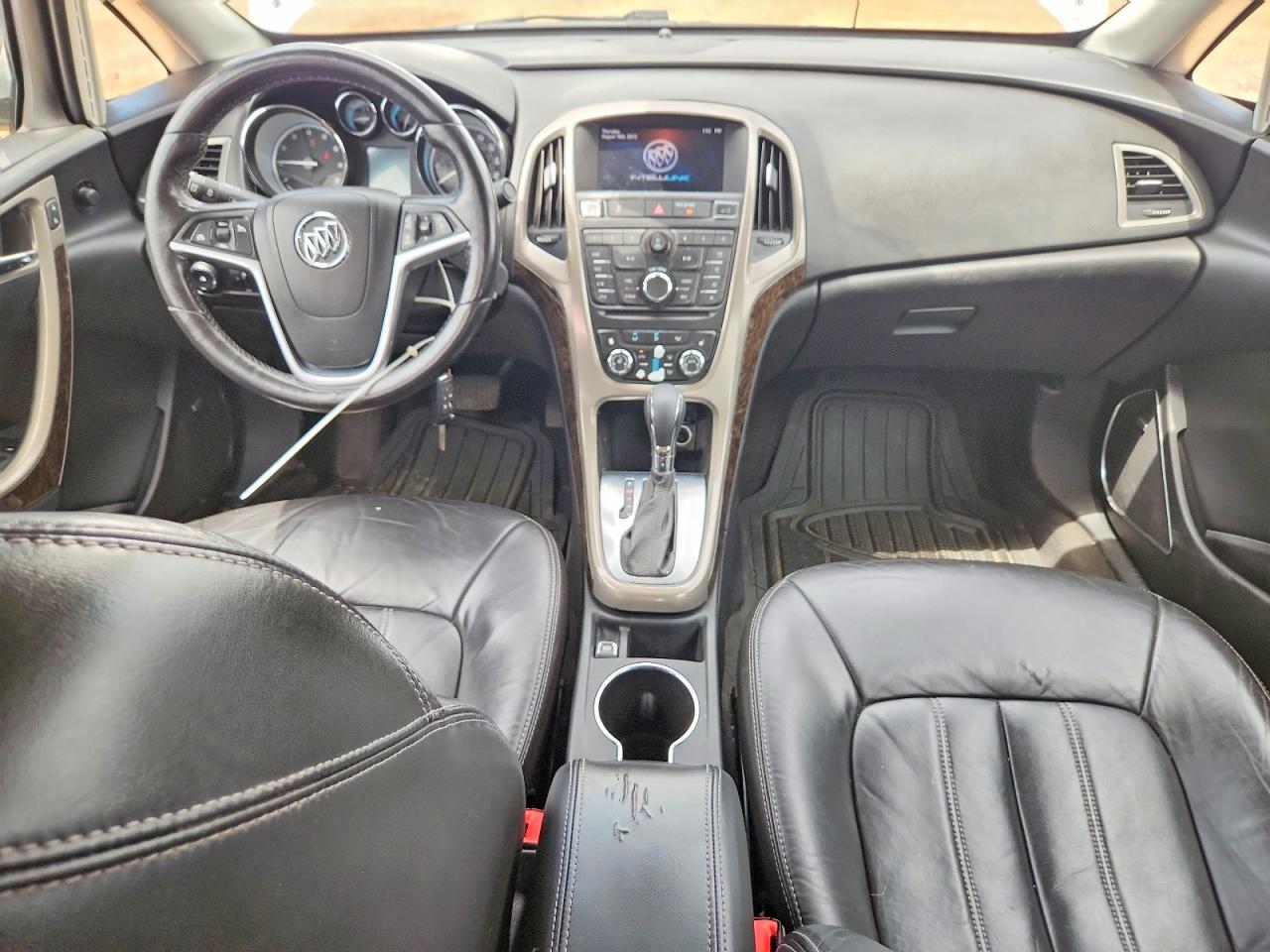 2013 Buick Verano White vin: 1G4PS5SK2D4175638