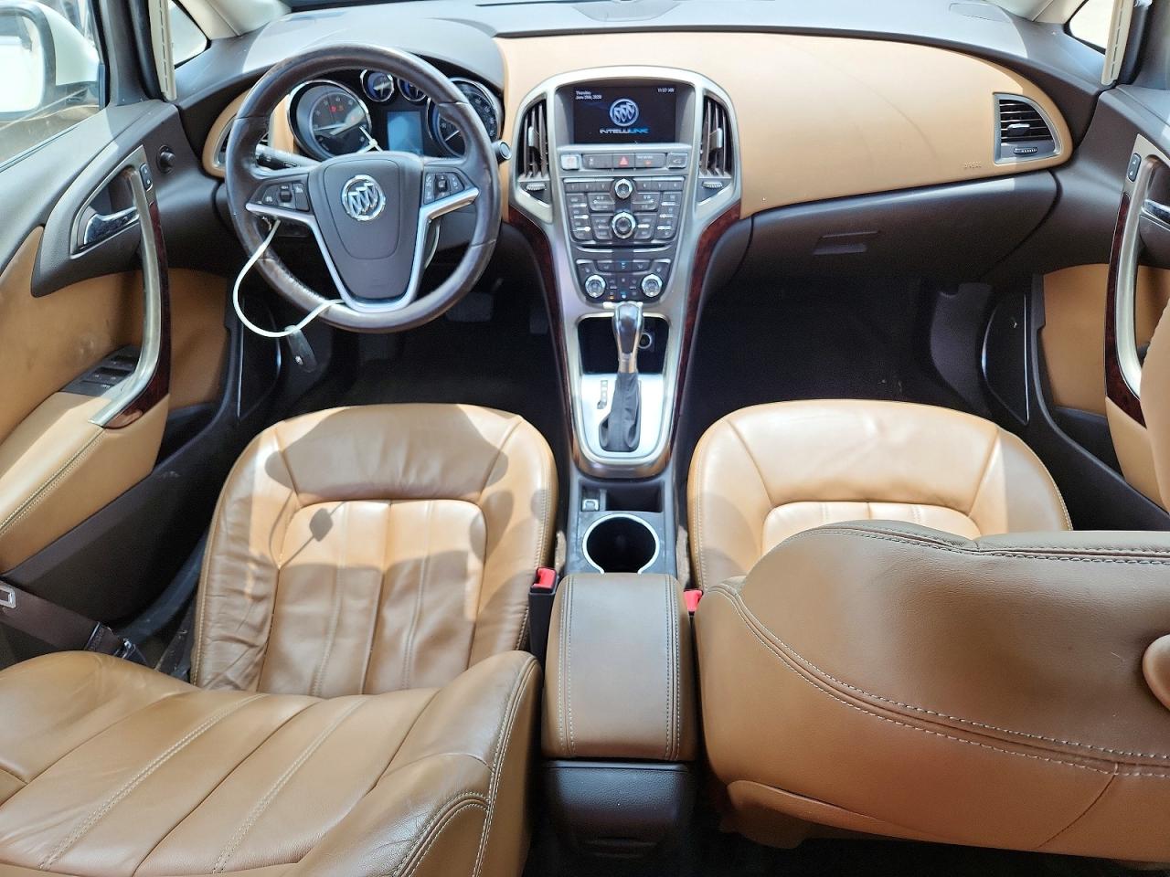 2013 Buick Verano White vin: 1G4PS5SK2D4194495