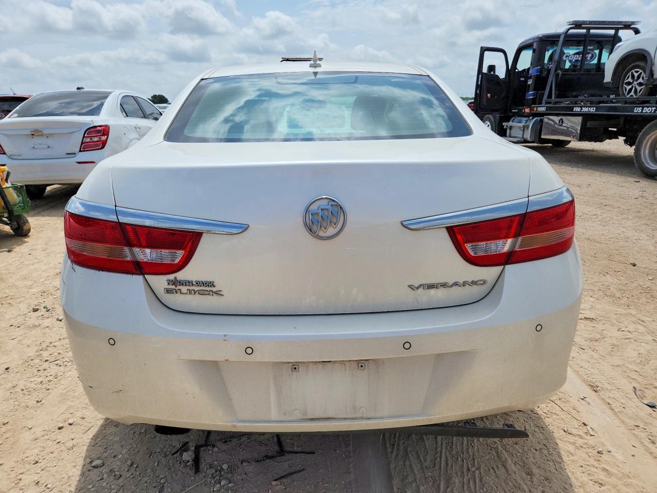 2013 Buick Verano White vin: 1G4PS5SK2D4194495