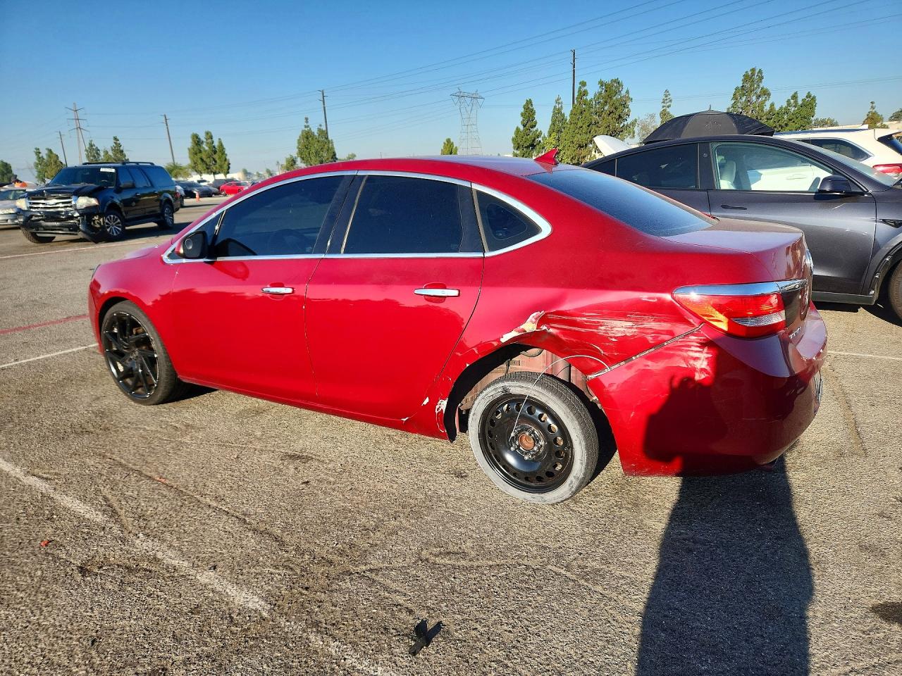 2013 Buick Verano Red vin: 1G4PS5SK2D4194500
