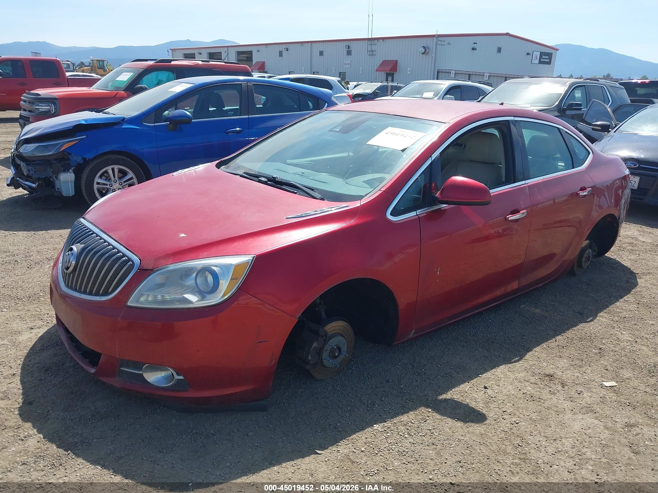2014 Buick Verano Leather Group Red vin: 1G4PS5SK2E4118504