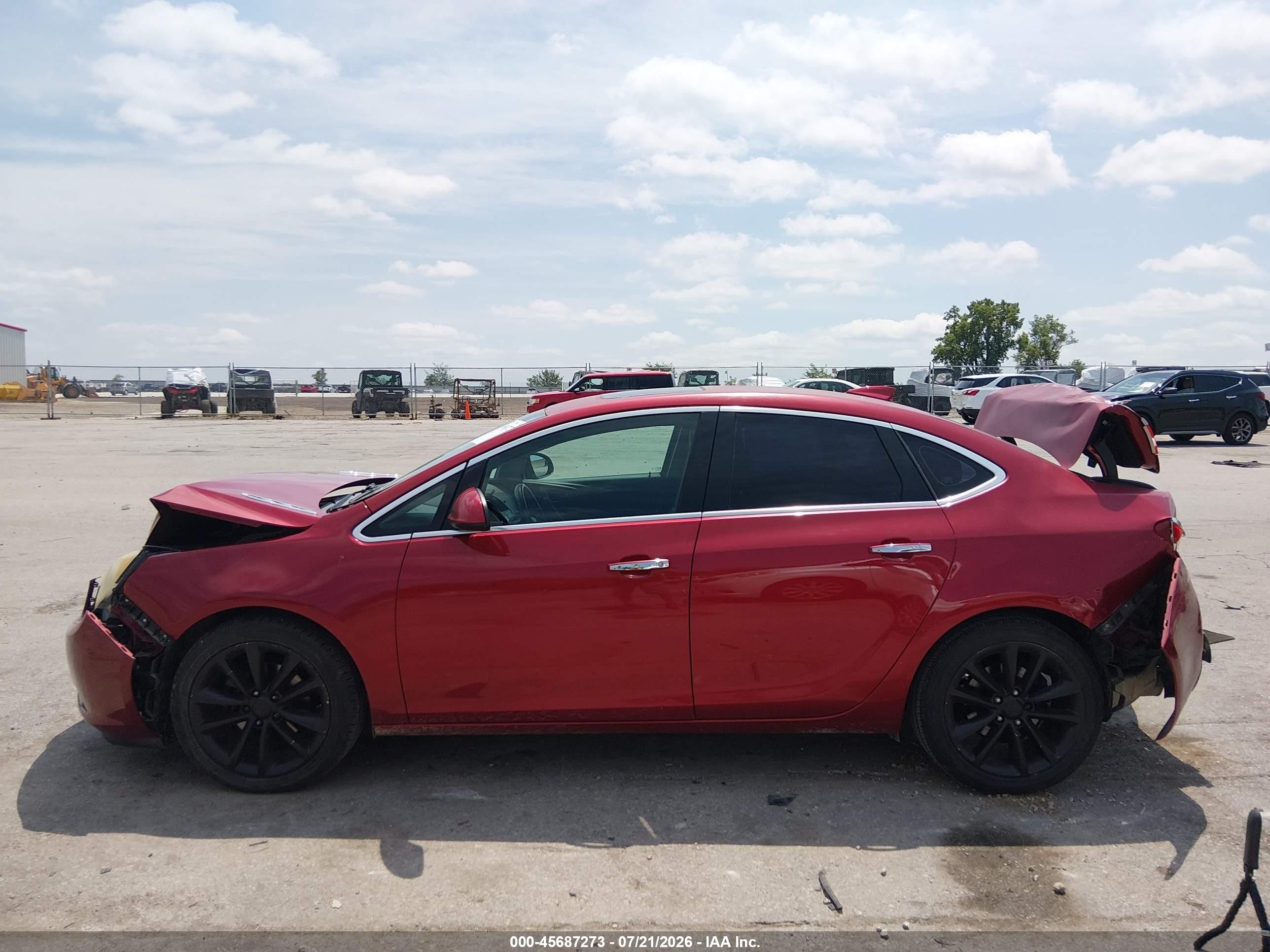 2015 Buick Verano Leather Group Red vin: 1G4PS5SK2F4160818