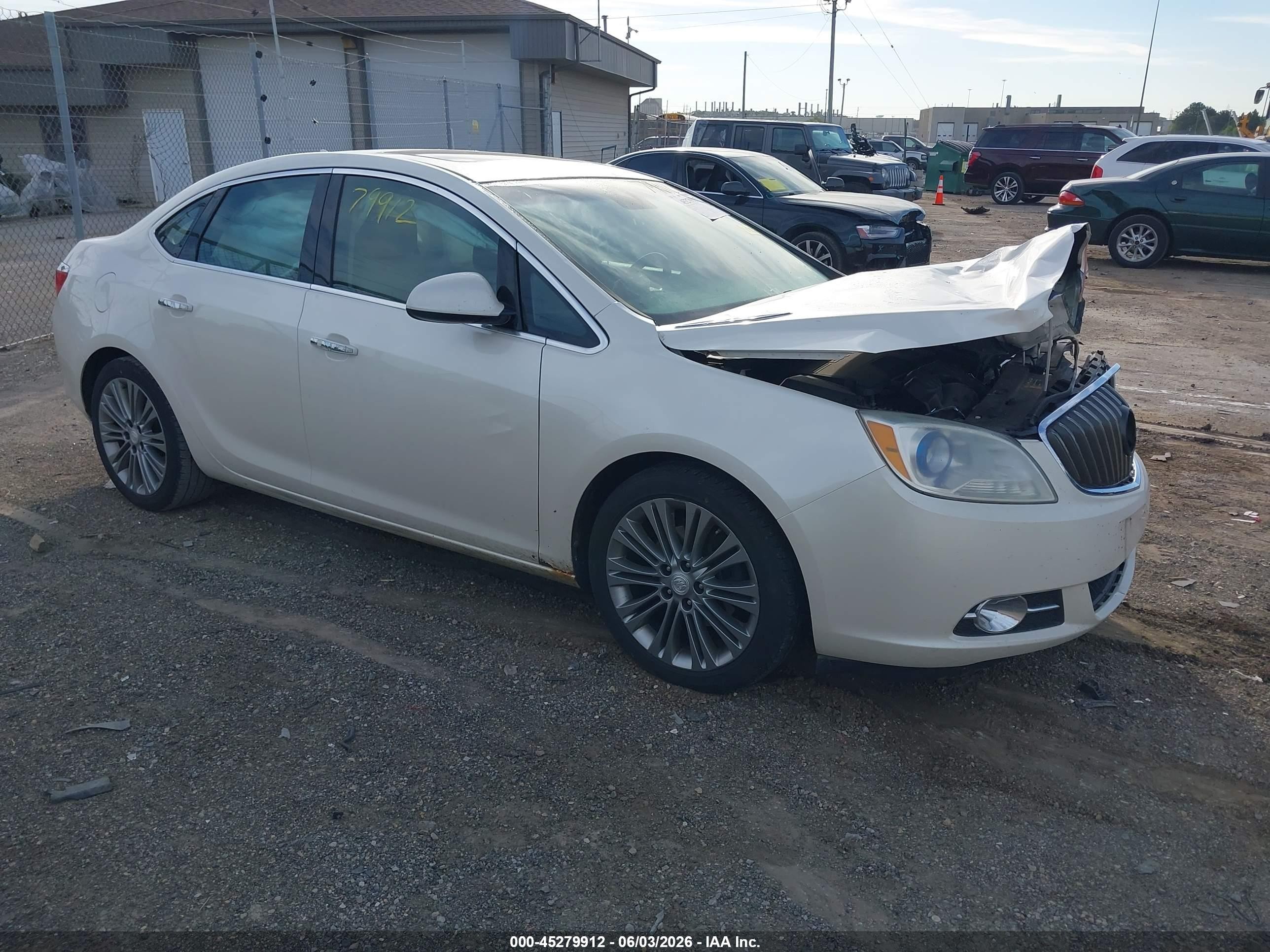 2012 Buick Verano Leather Group White vin: 1G4PS5SK3C4139682