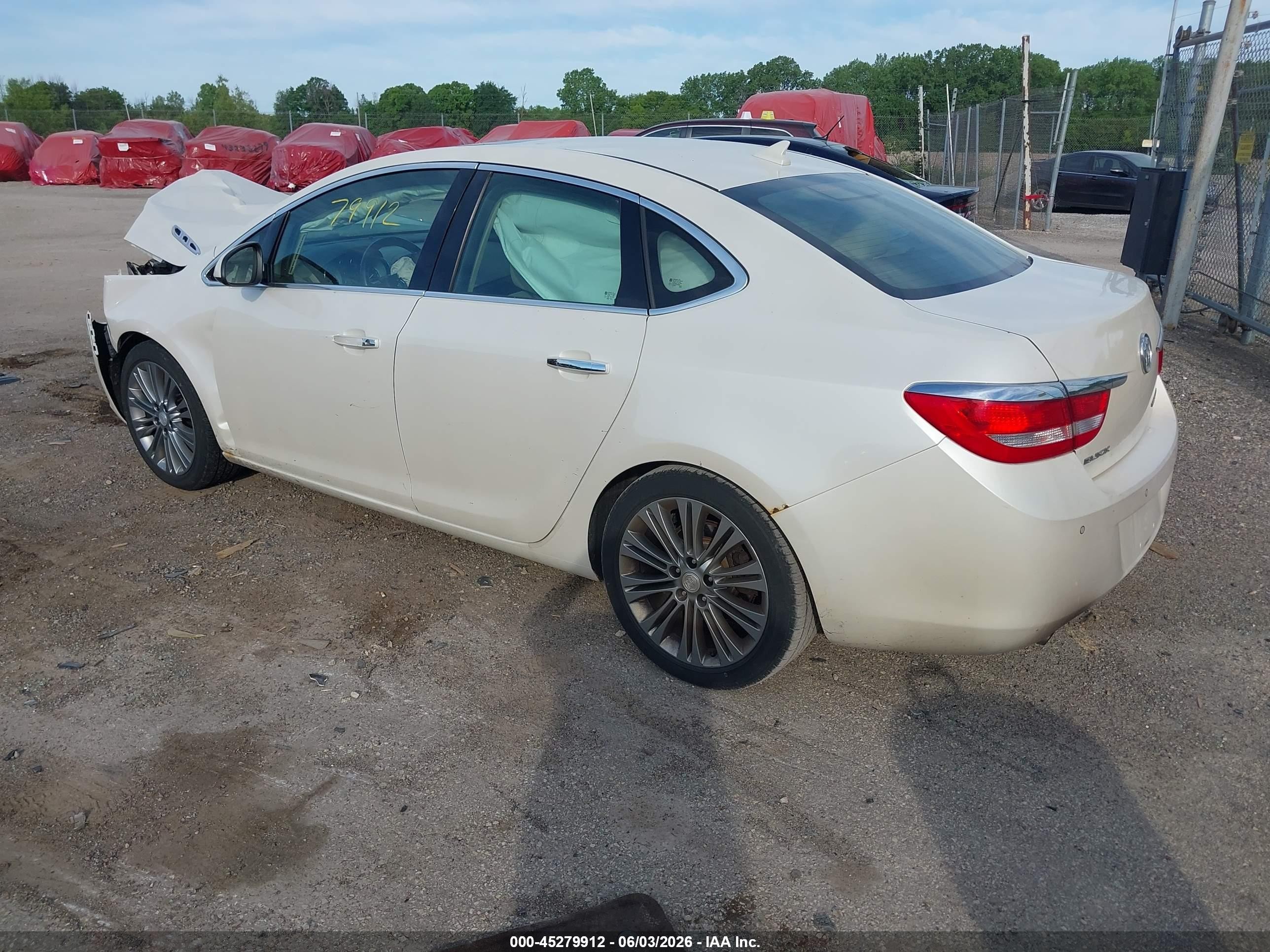 2012 Buick Verano Leather Group Белый vin: 1G4PS5SK3C4139682