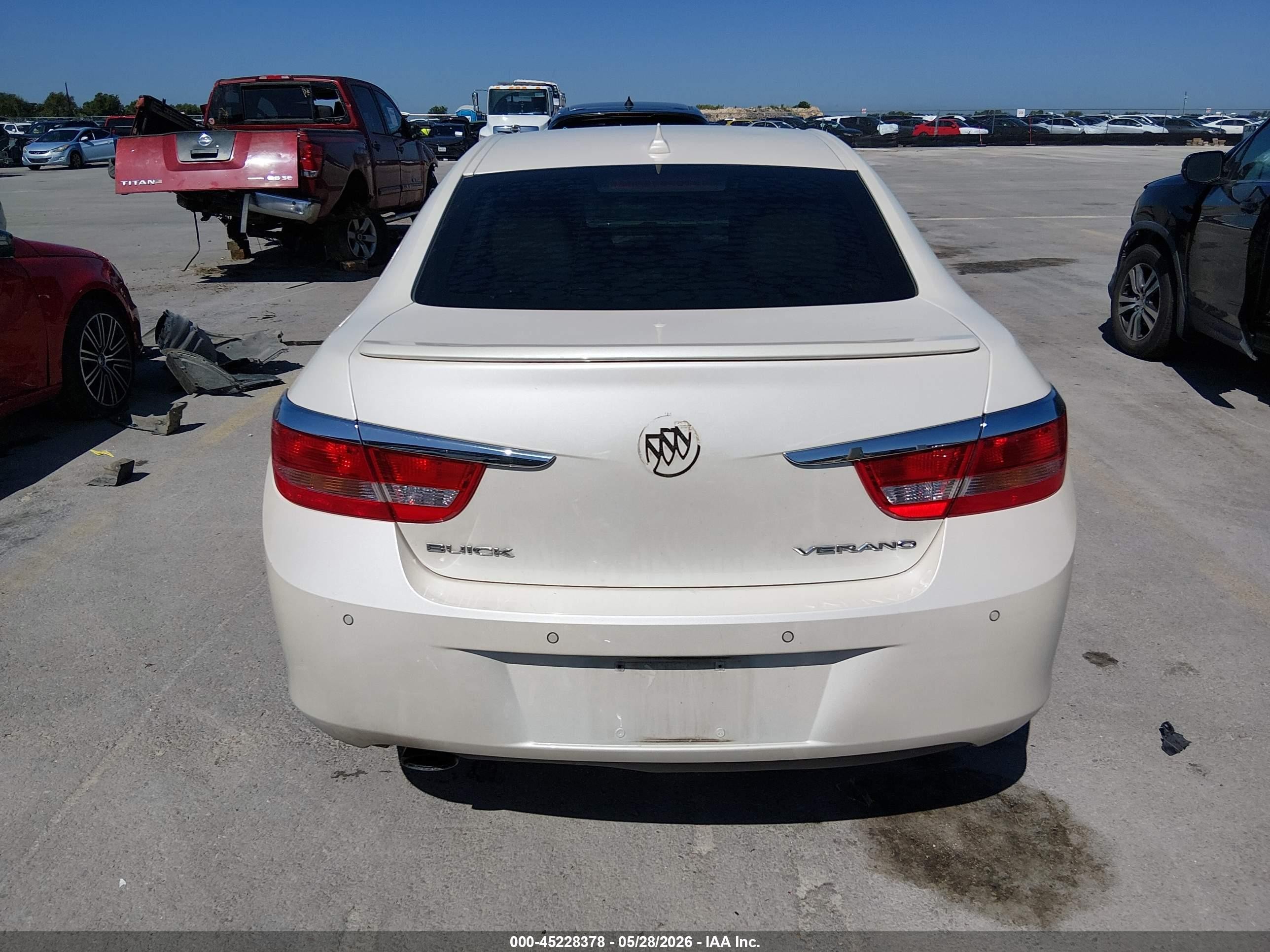 2013 Buick Verano Leather Group White vin: 1G4PS5SK3D4171047