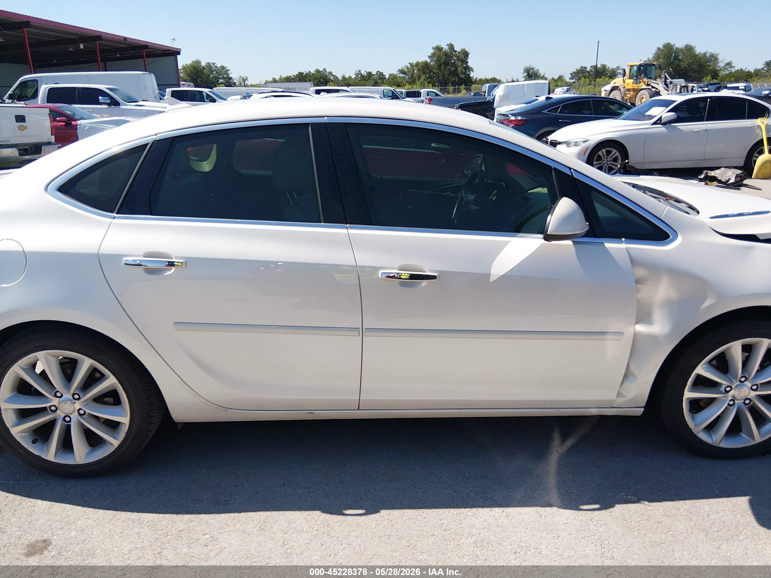 2013 Buick Verano Leather Group White vin: 1G4PS5SK3D4171047