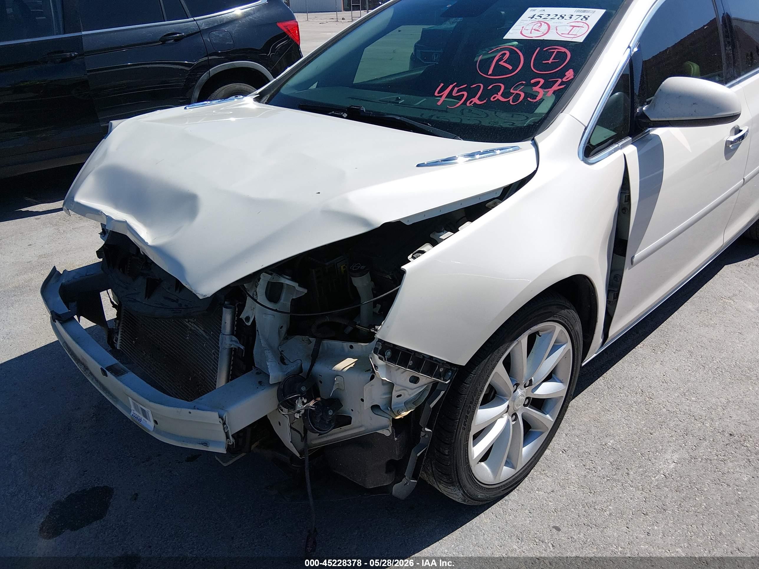 2013 Buick Verano Leather Group White vin: 1G4PS5SK3D4171047