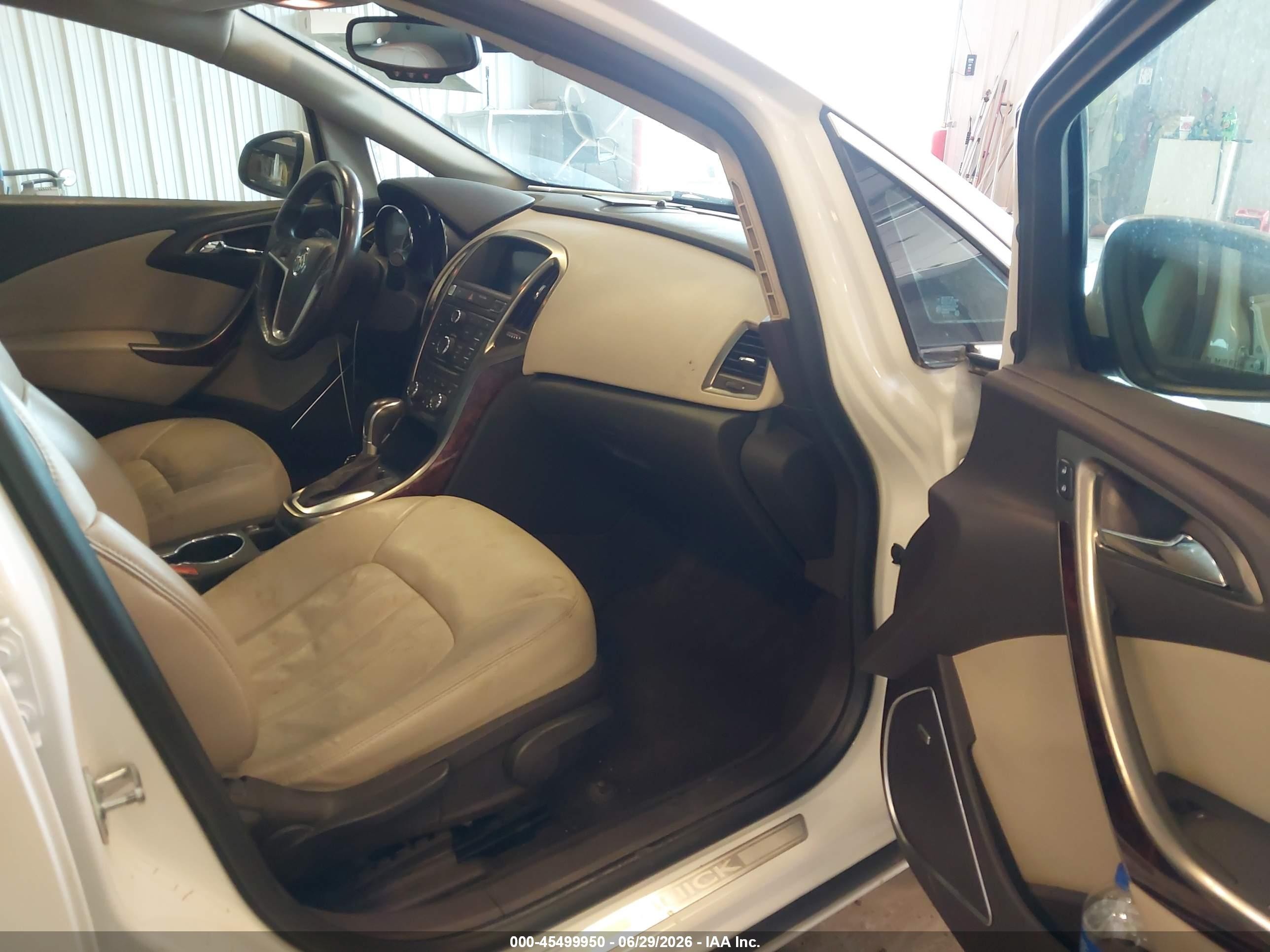 2013 Buick Verano Leather Group White vin: 1G4PS5SK4D4132953