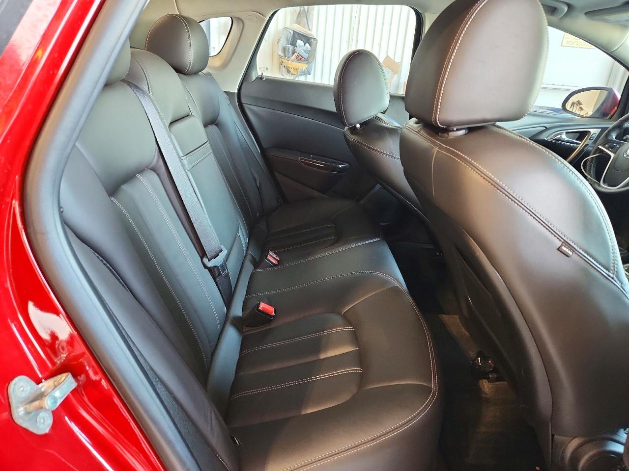 2013 Buick Verano Red vin: 1G4PS5SK4D4235886
