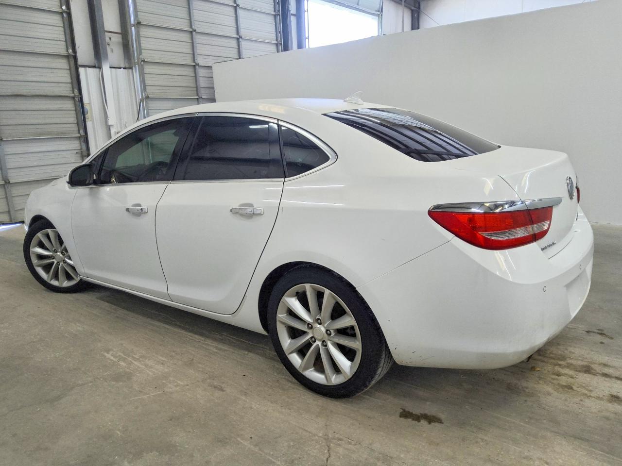 2013 Buick Verano White vin: 1G4PS5SK4D4248430