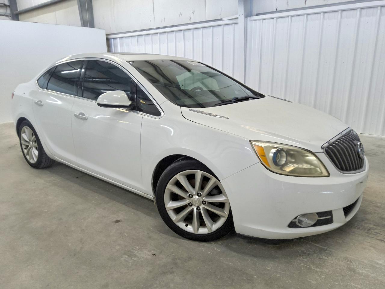 2013 Buick Verano White vin: 1G4PS5SK4D4248430