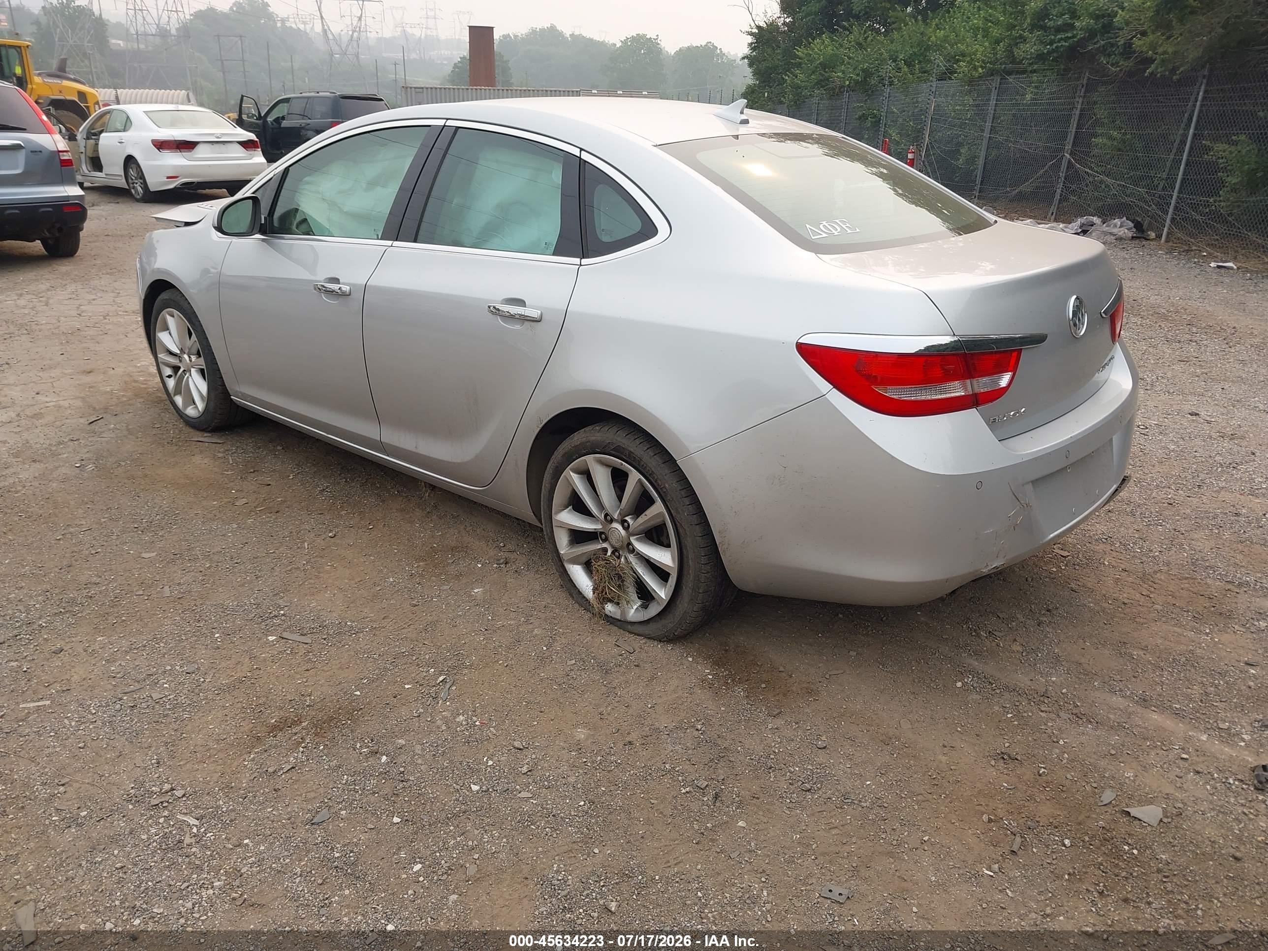 2013 Buick Verano Leather Group Серебряный vin: 1G4PS5SK5D4182230
