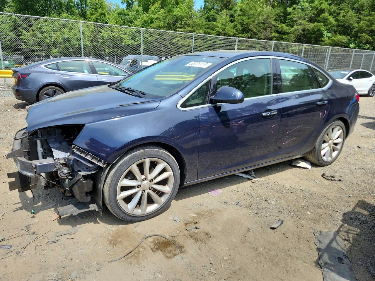 2015 Buick Verano Синий vin: 1G4PS5SK5F4150025