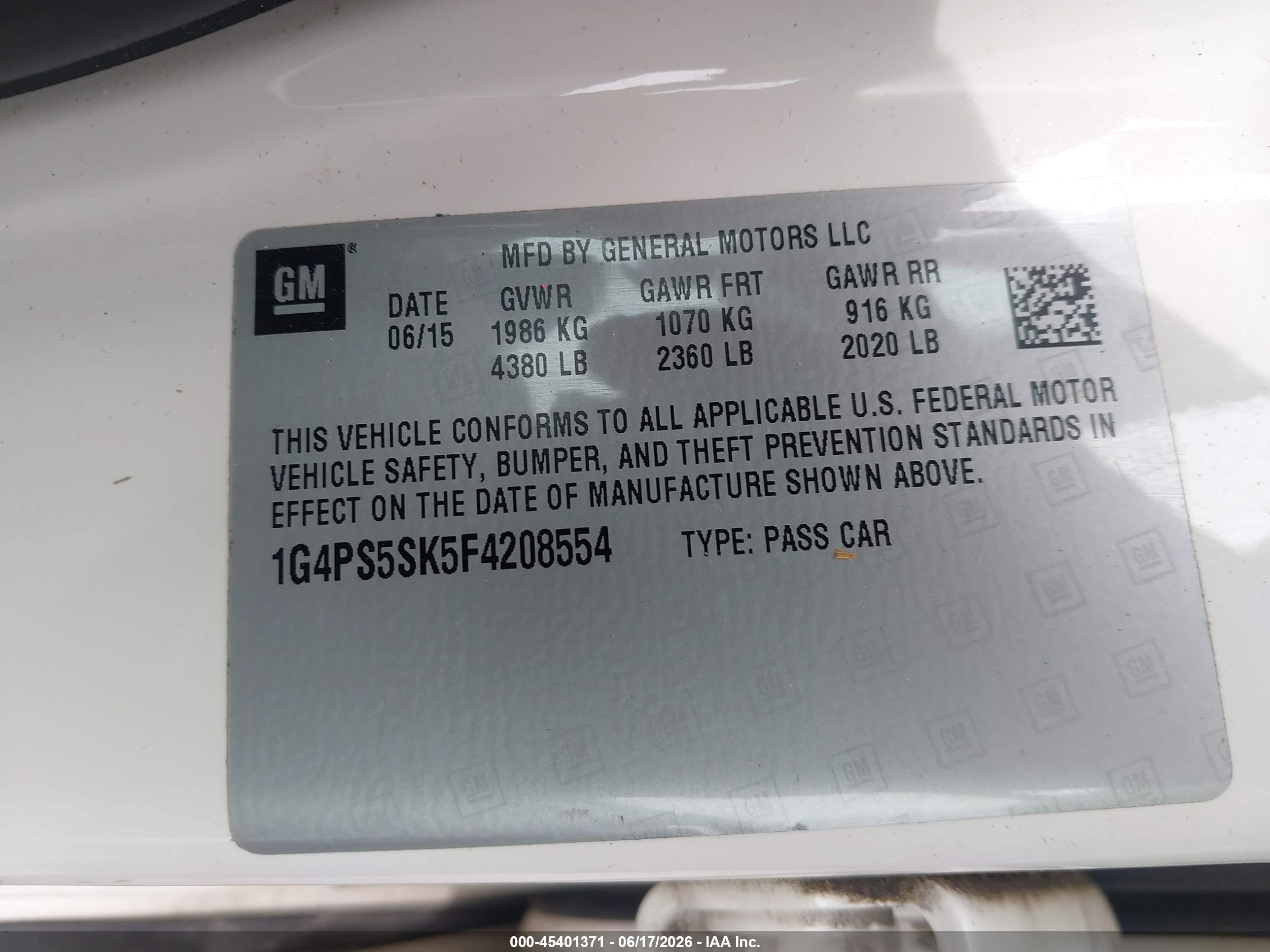 2015 Buick Verano Leather Group White vin: 1G4PS5SK5F4208554