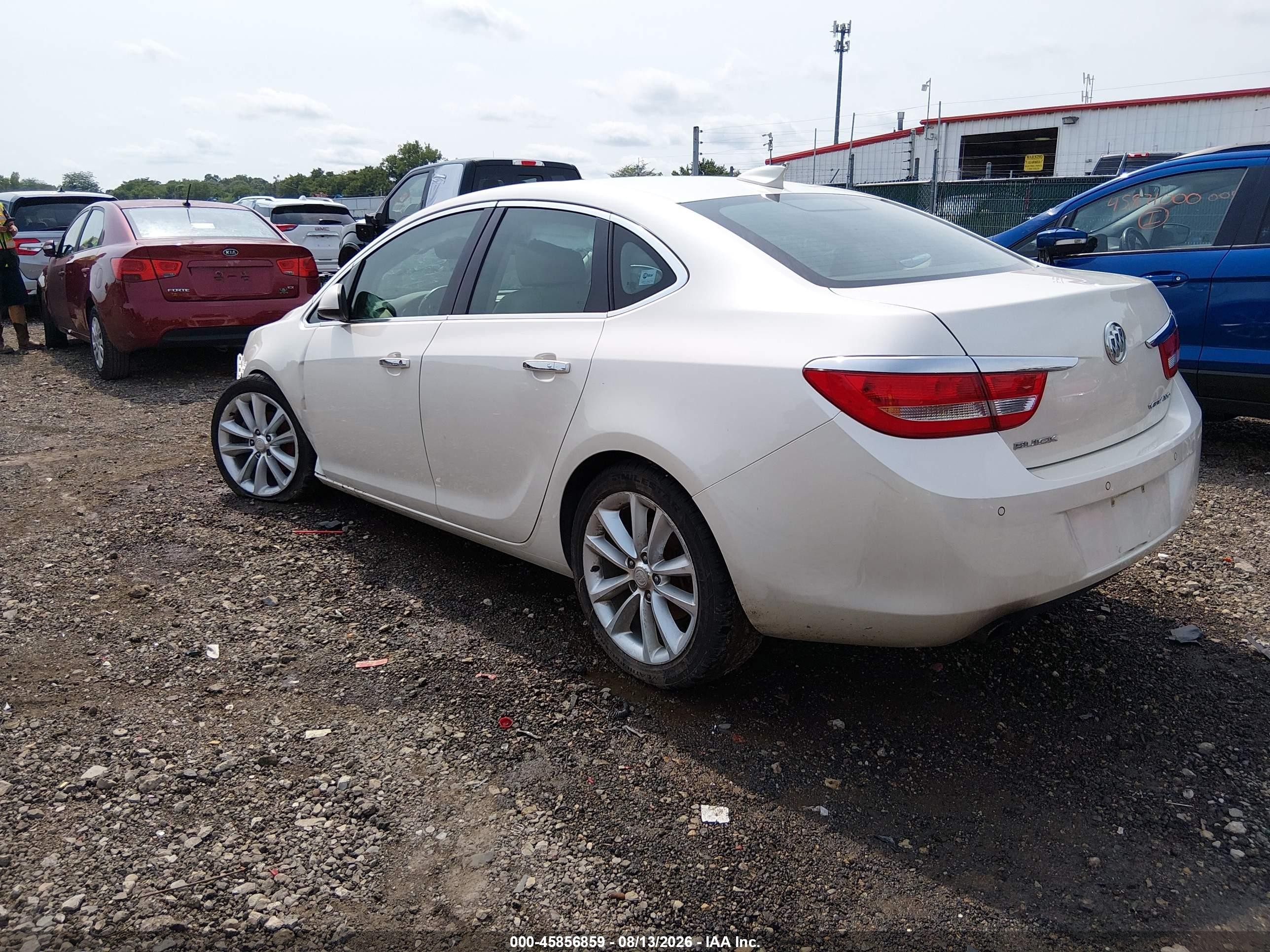2015 Buick Verano Leather Group White vin: 1G4PS5SK6F4162250