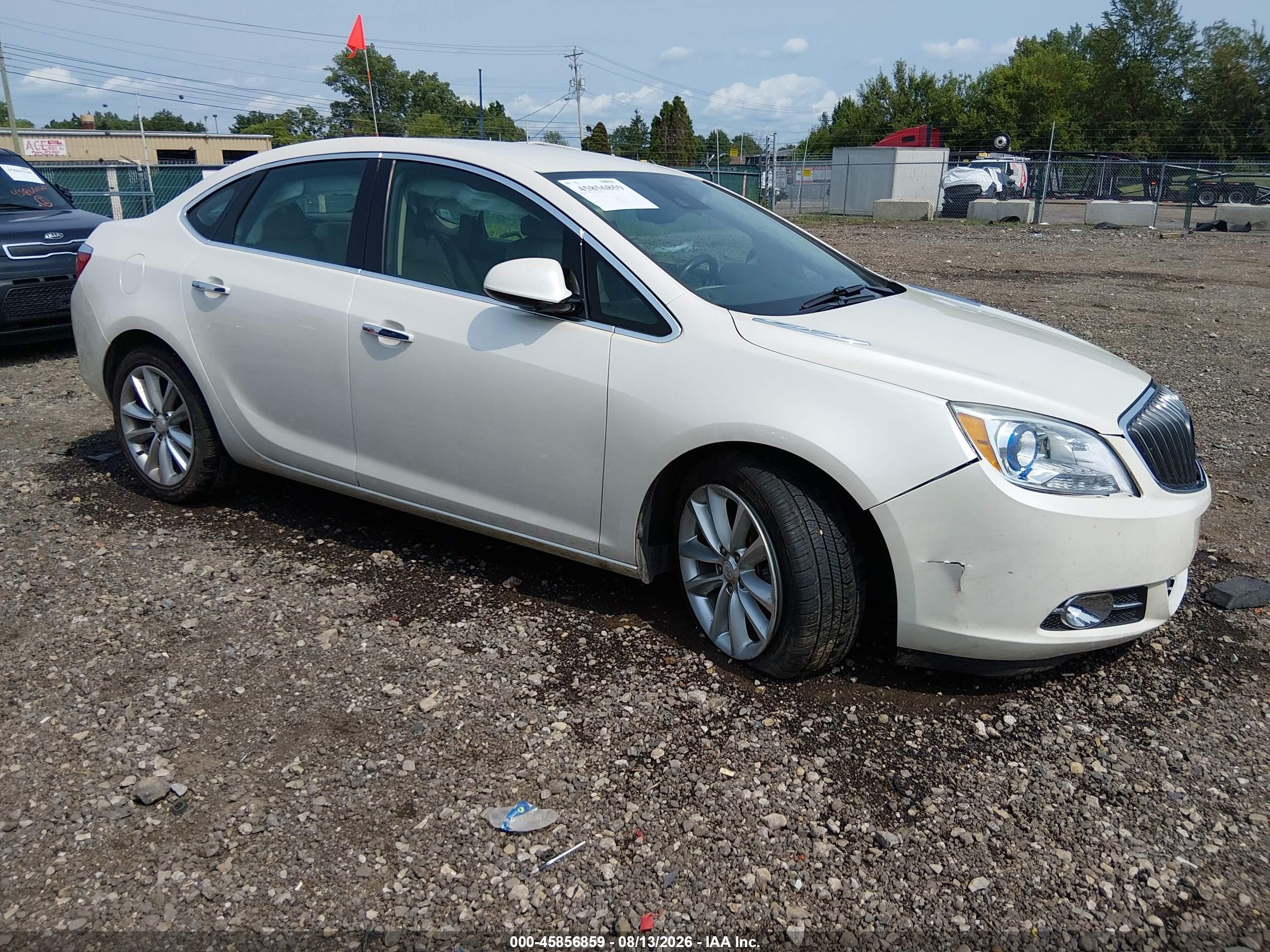 2015 Buick Verano Leather Group White vin: 1G4PS5SK6F4162250