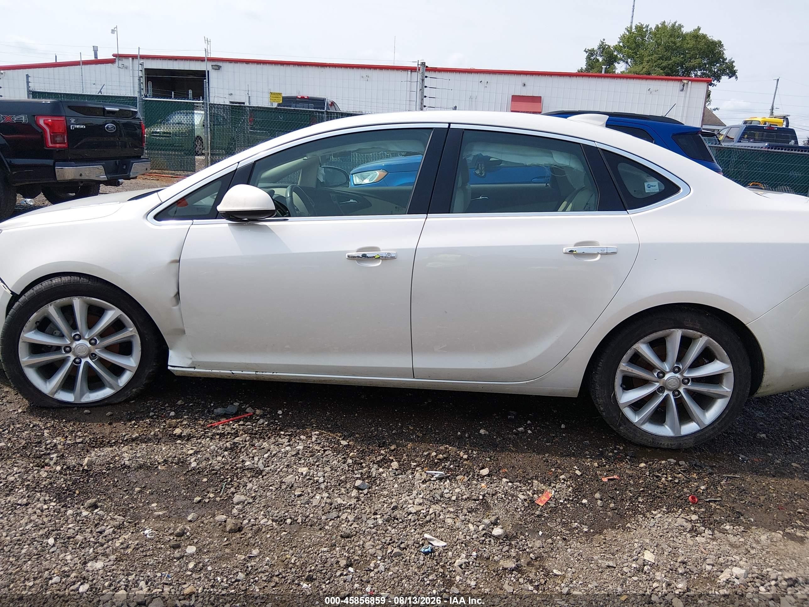 2015 Buick Verano Leather Group White vin: 1G4PS5SK6F4162250