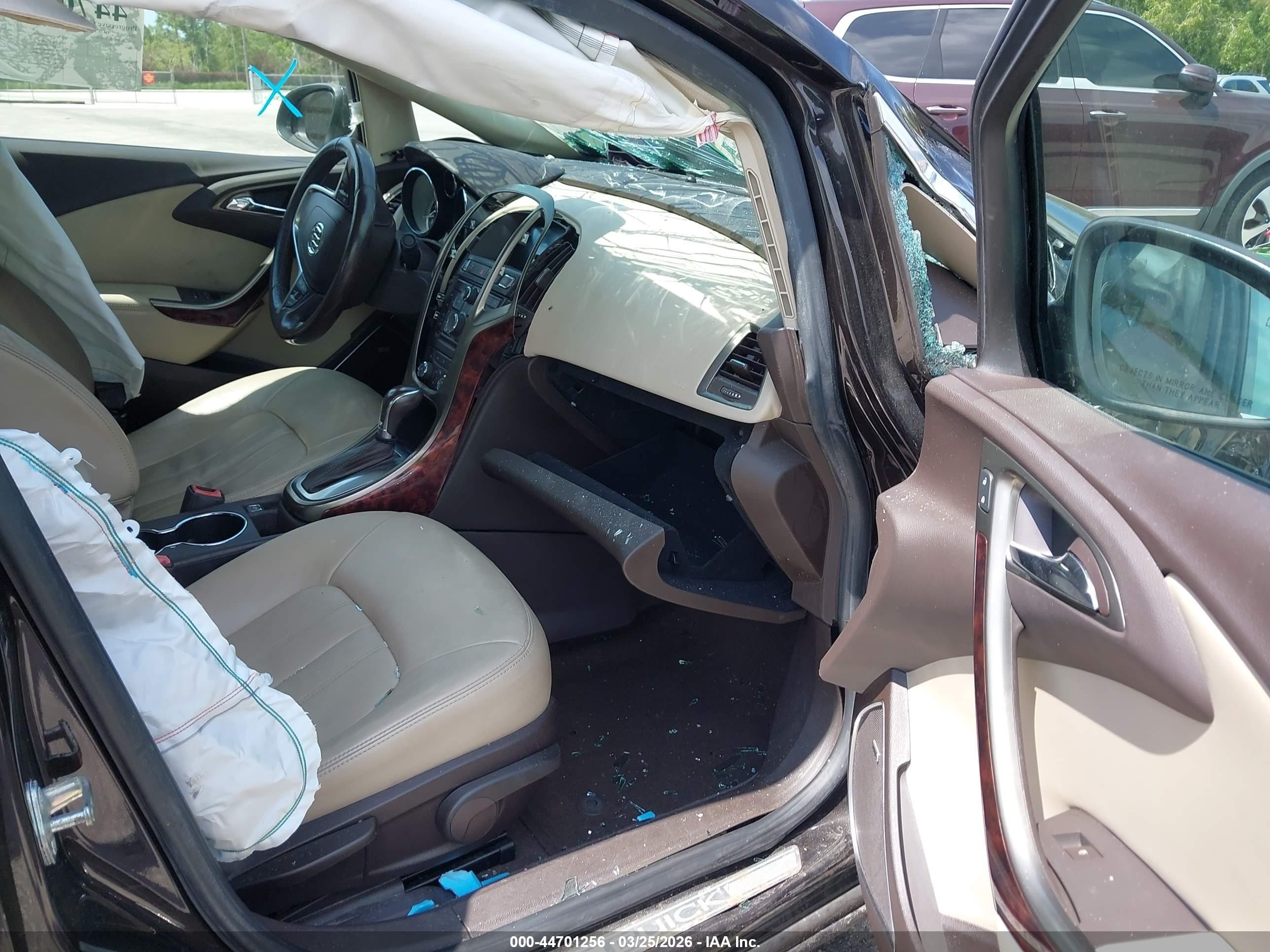 2012 Buick Verano Leather Group Коричневый vin: 1G4PS5SK7C4228736