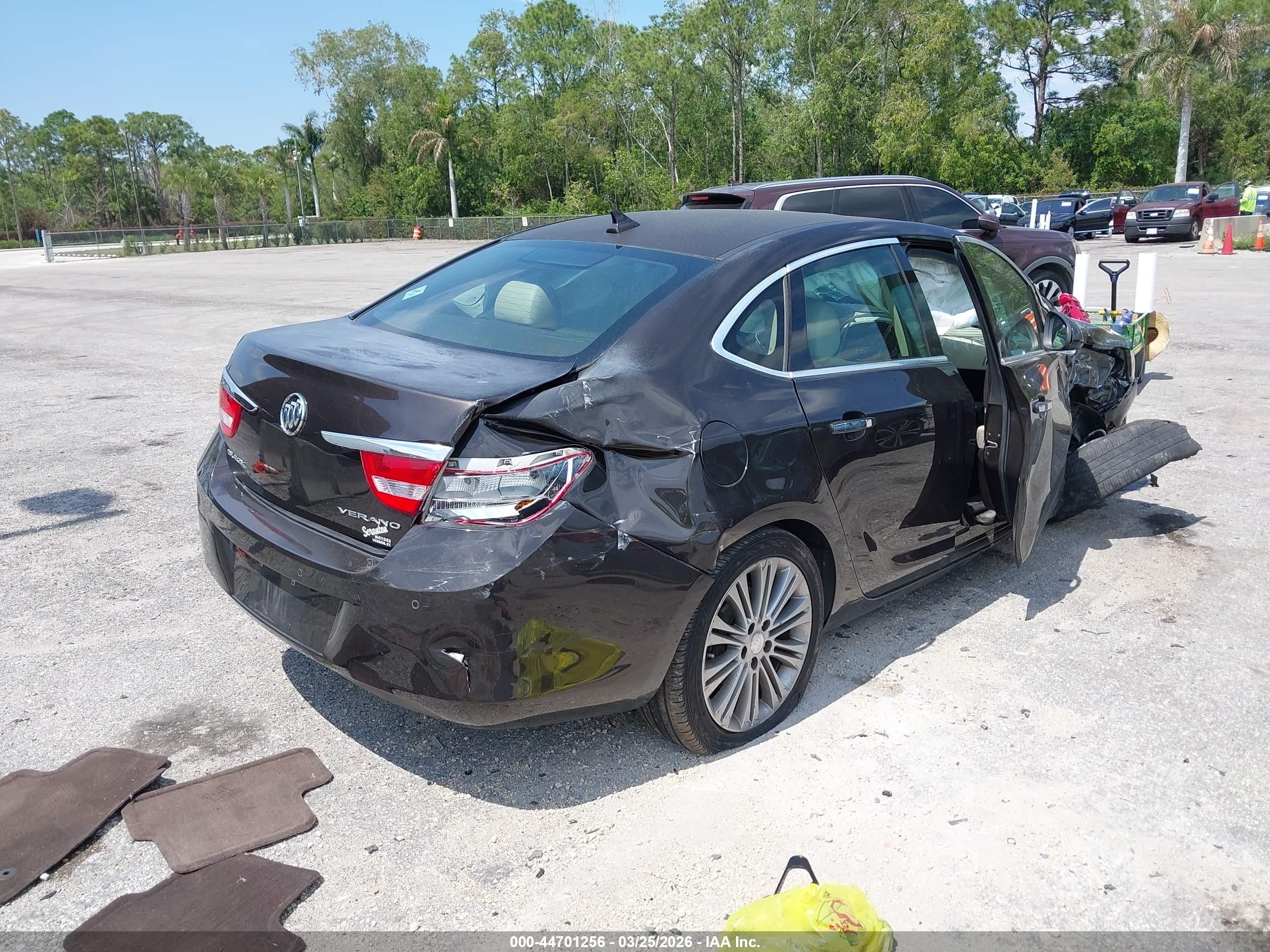 2012 Buick Verano Leather Group Коричневый vin: 1G4PS5SK7C4228736
