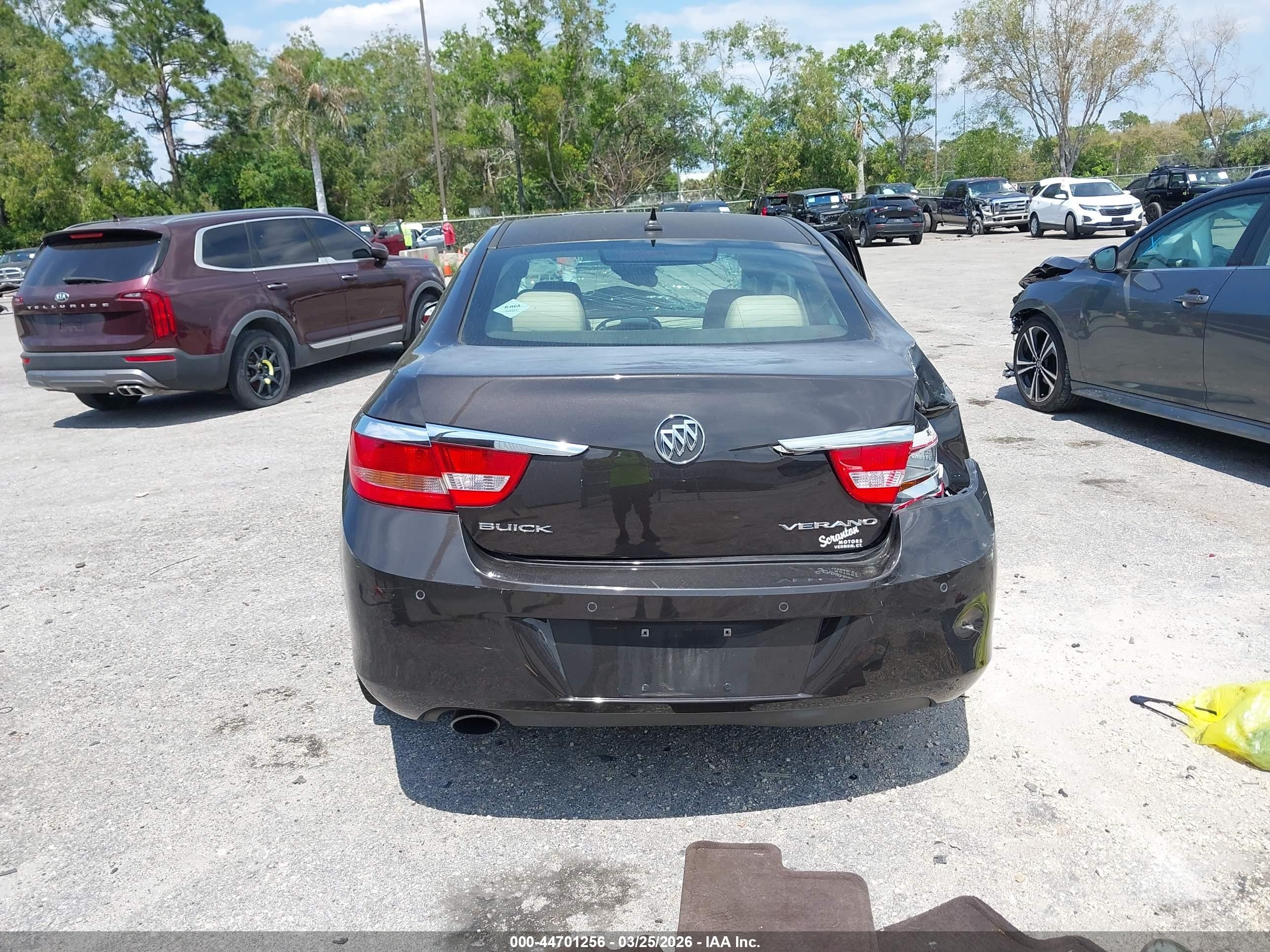 2012 Buick Verano Leather Group Коричневый vin: 1G4PS5SK7C4228736