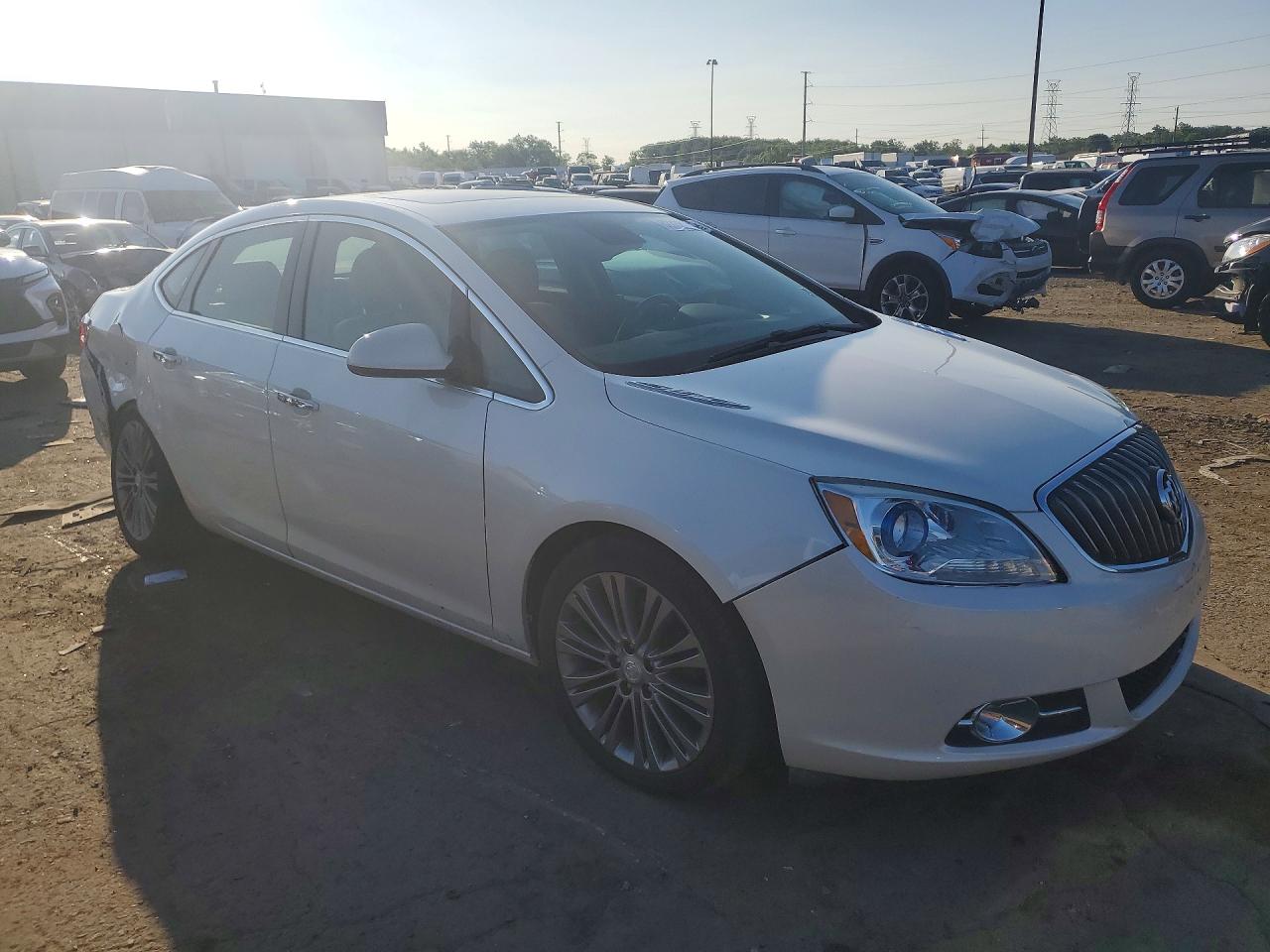 2013 Buick Verano White vin: 1G4PS5SK7D4130095