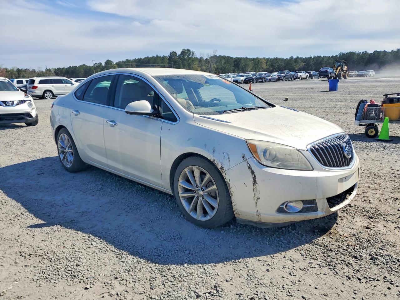 2013 Buick Verano Beige vin: 1G4PS5SK7D4223571
