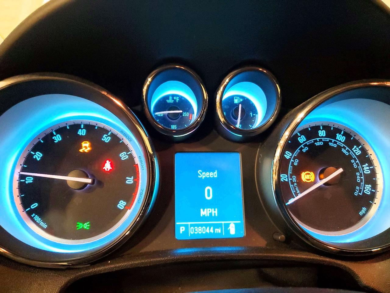 2014 Buick Verano Silver vin: 1G4PS5SK7E4239254