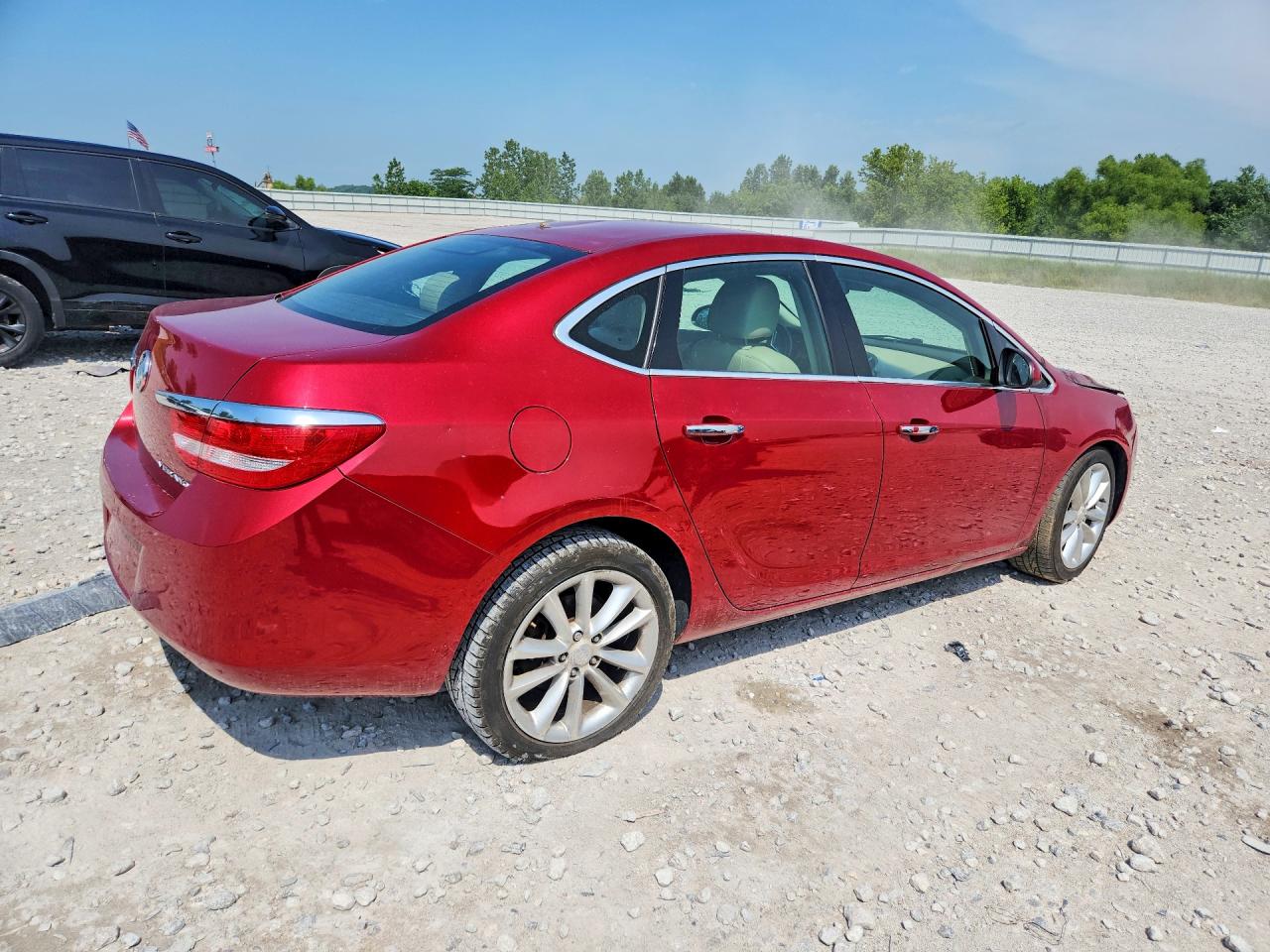2012 Buick Verano Red vin: 1G4PS5SK8C4134896