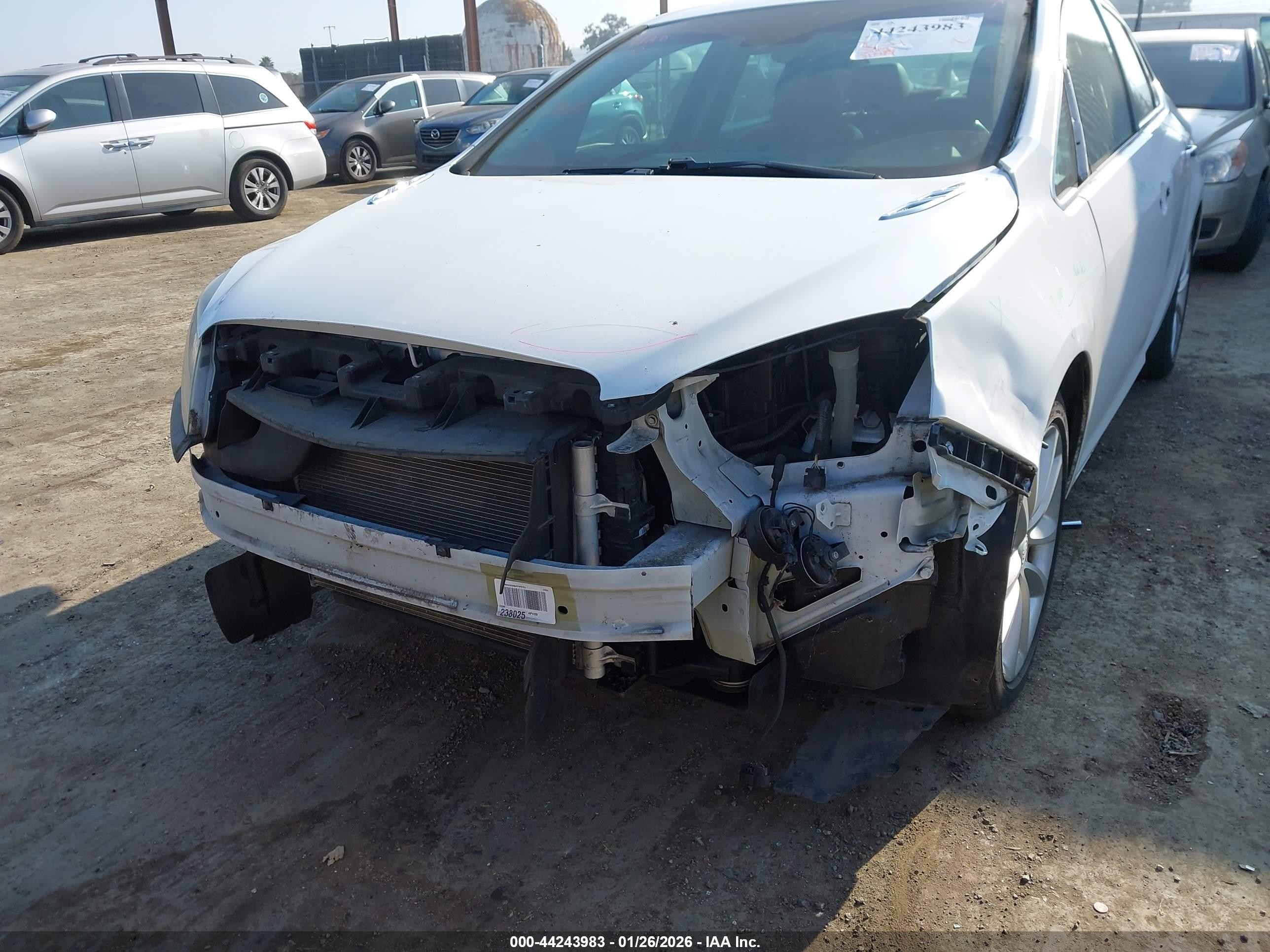 2013 Buick Verano Leather Group White vin: 1G4PS5SK8D4203135