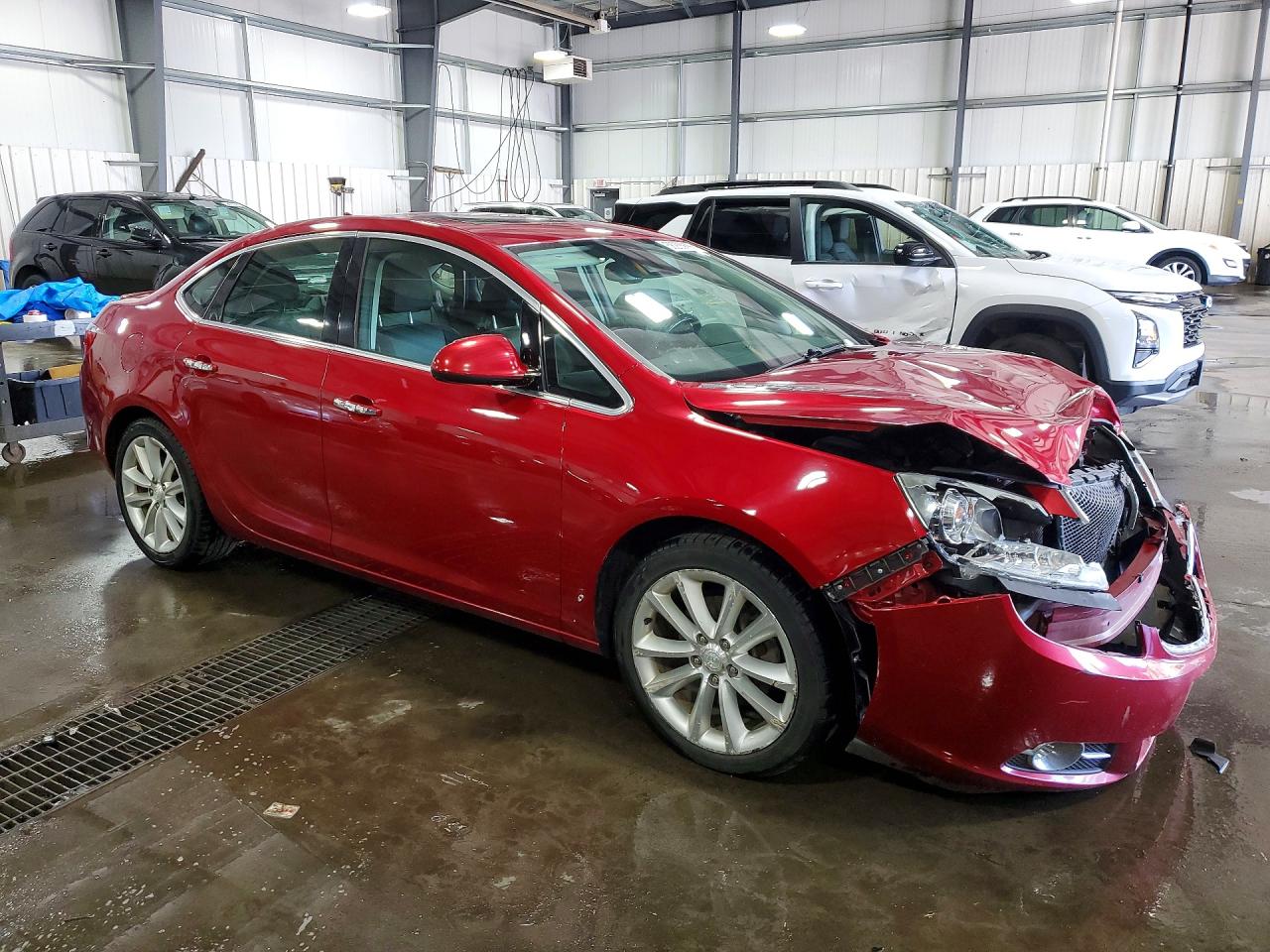 2014 Buick Verano Red vin: 1G4PS5SK8E4146839