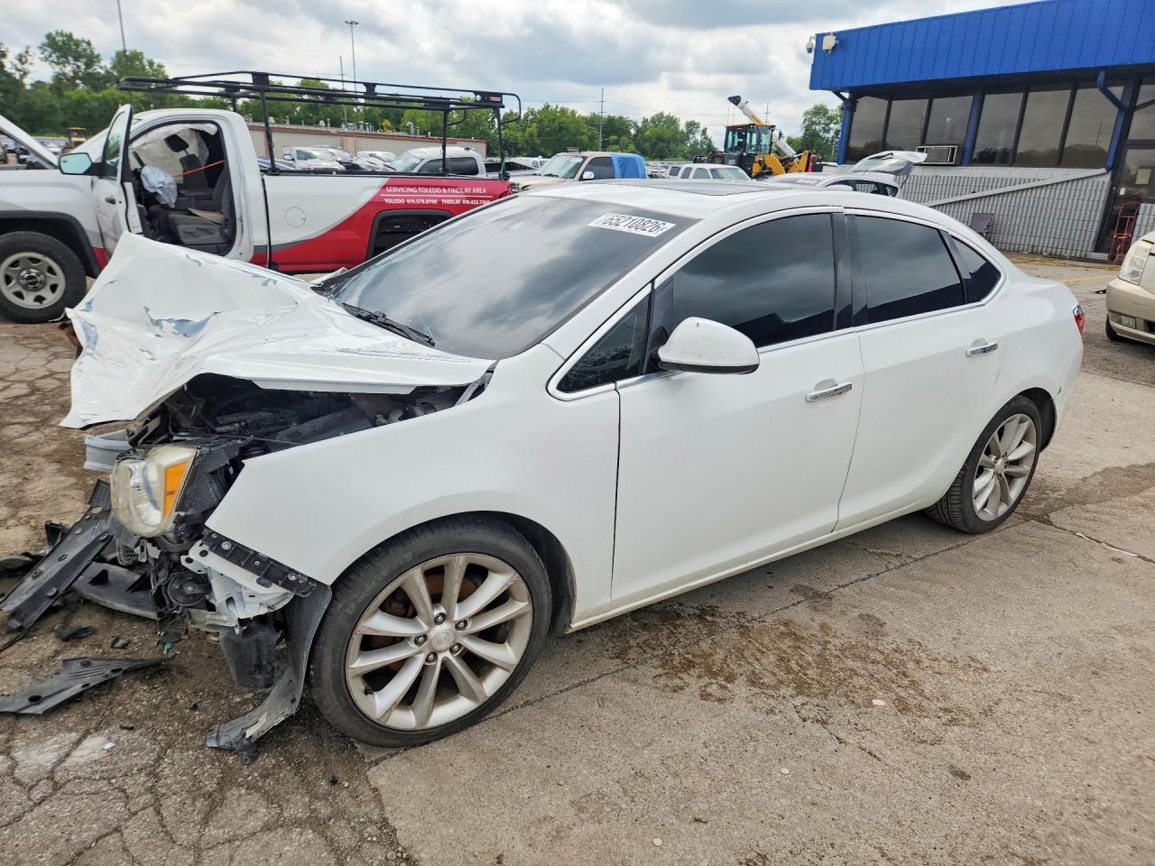 2015 Buick Verano White vin: 1G4PS5SK8F4193600