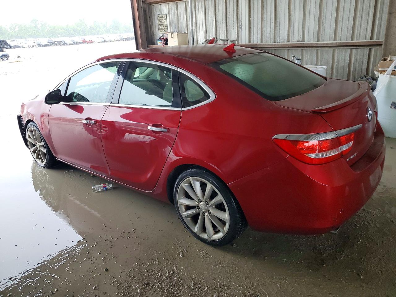 2012 Buick Verano Red vin: 1G4PS5SK9C4146698