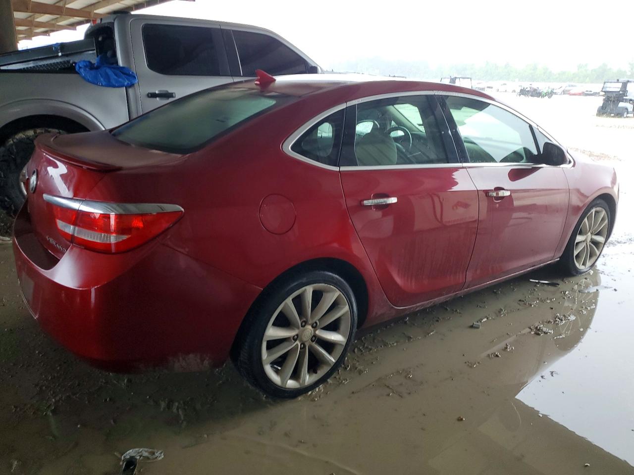 2012 Buick Verano Red vin: 1G4PS5SK9C4146698