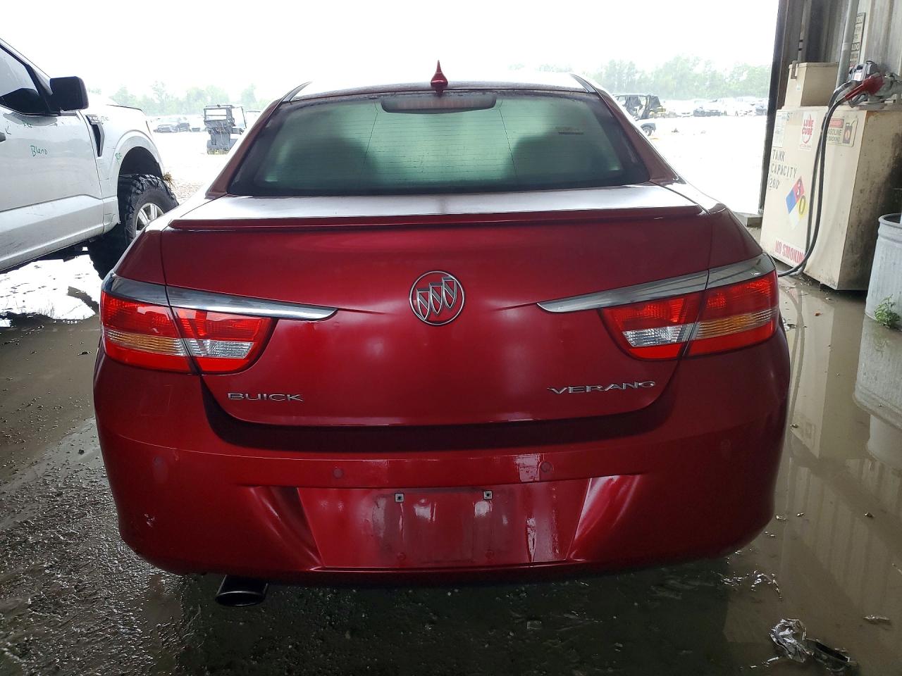 2012 Buick Verano Red vin: 1G4PS5SK9C4146698