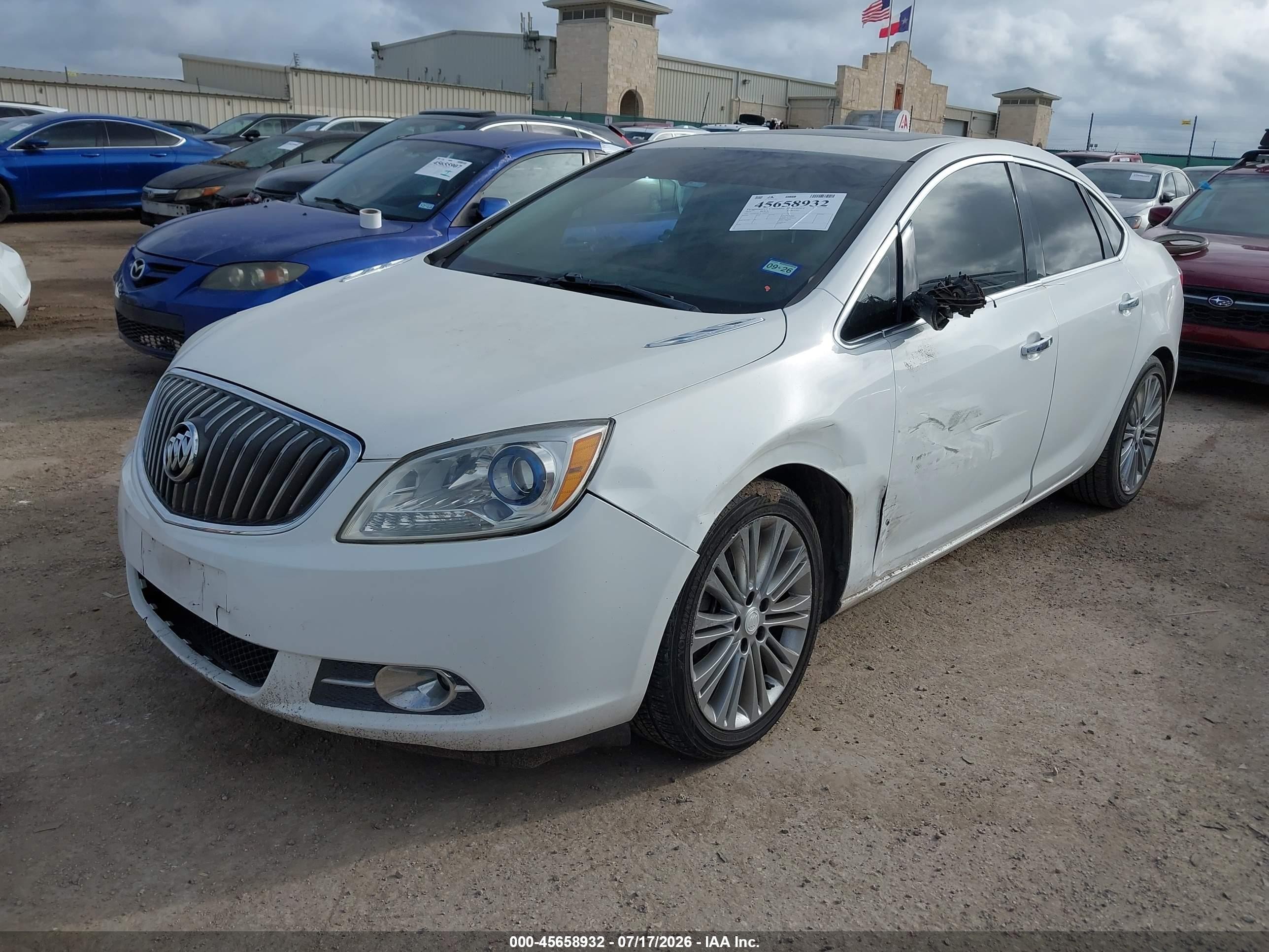2012 Buick Verano Leather Group White vin: 1G4PS5SK9C4200856