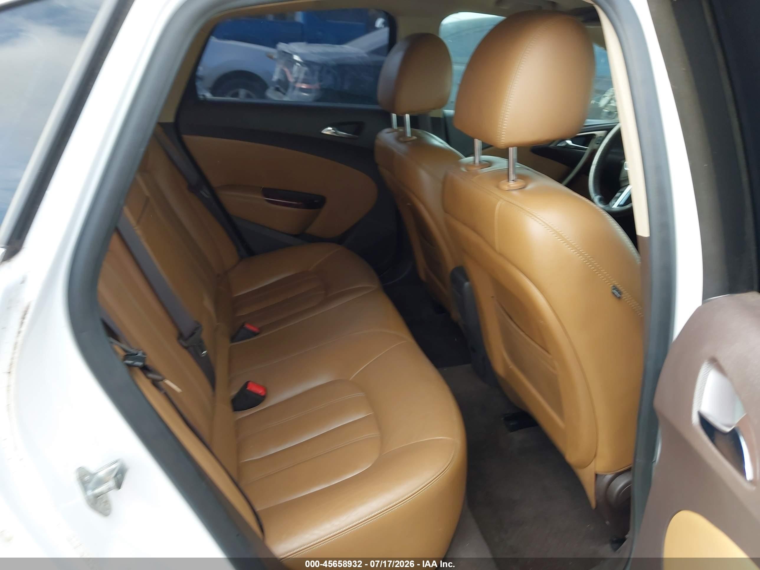 2012 Buick Verano Leather Group White vin: 1G4PS5SK9C4200856