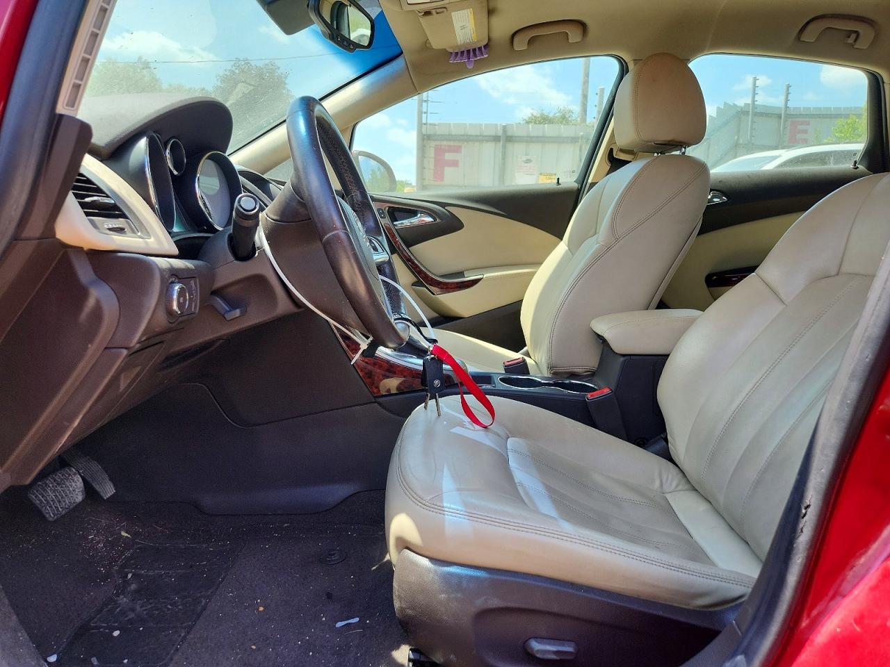 2013 Buick Verano Red vin: 1G4PS5SK9D4100158