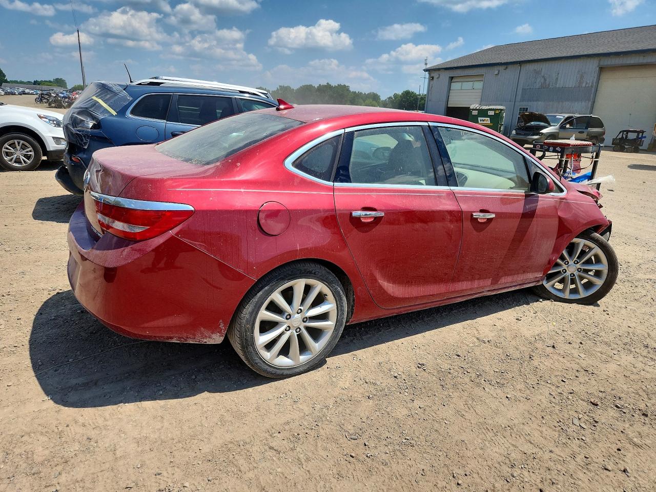 2013 Buick Verano Red vin: 1G4PS5SK9D4100158