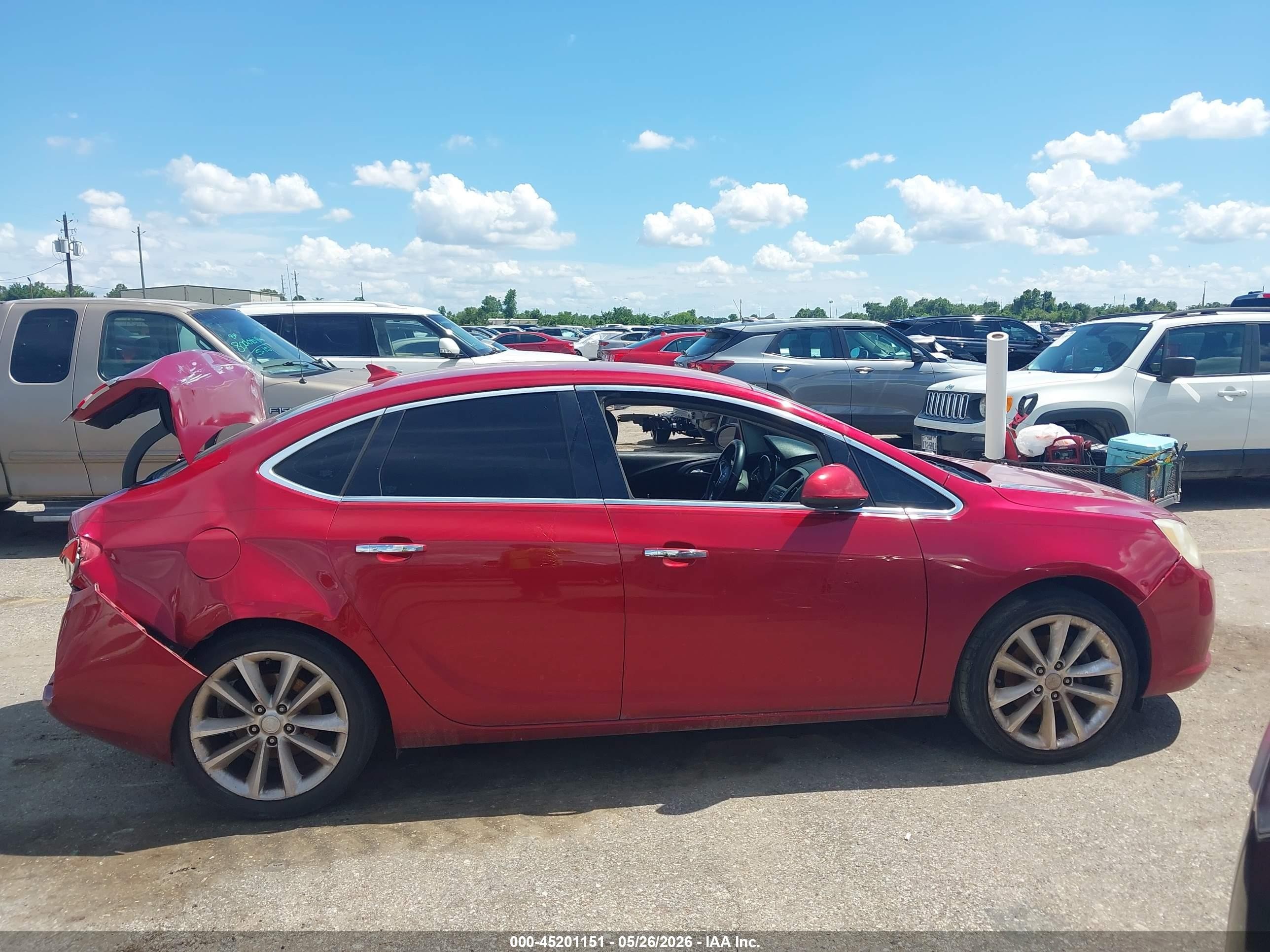 2014 Buick Verano Leather Group Red vin: 1G4PS5SK9E4199842