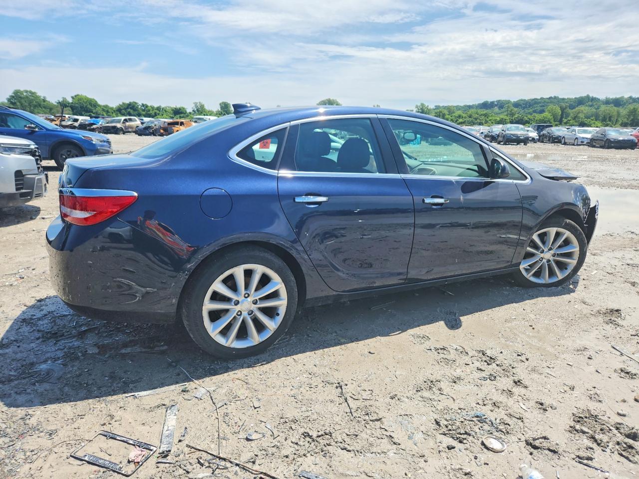2015 Buick Verano Blue vin: 1G4PS5SK9F4112684