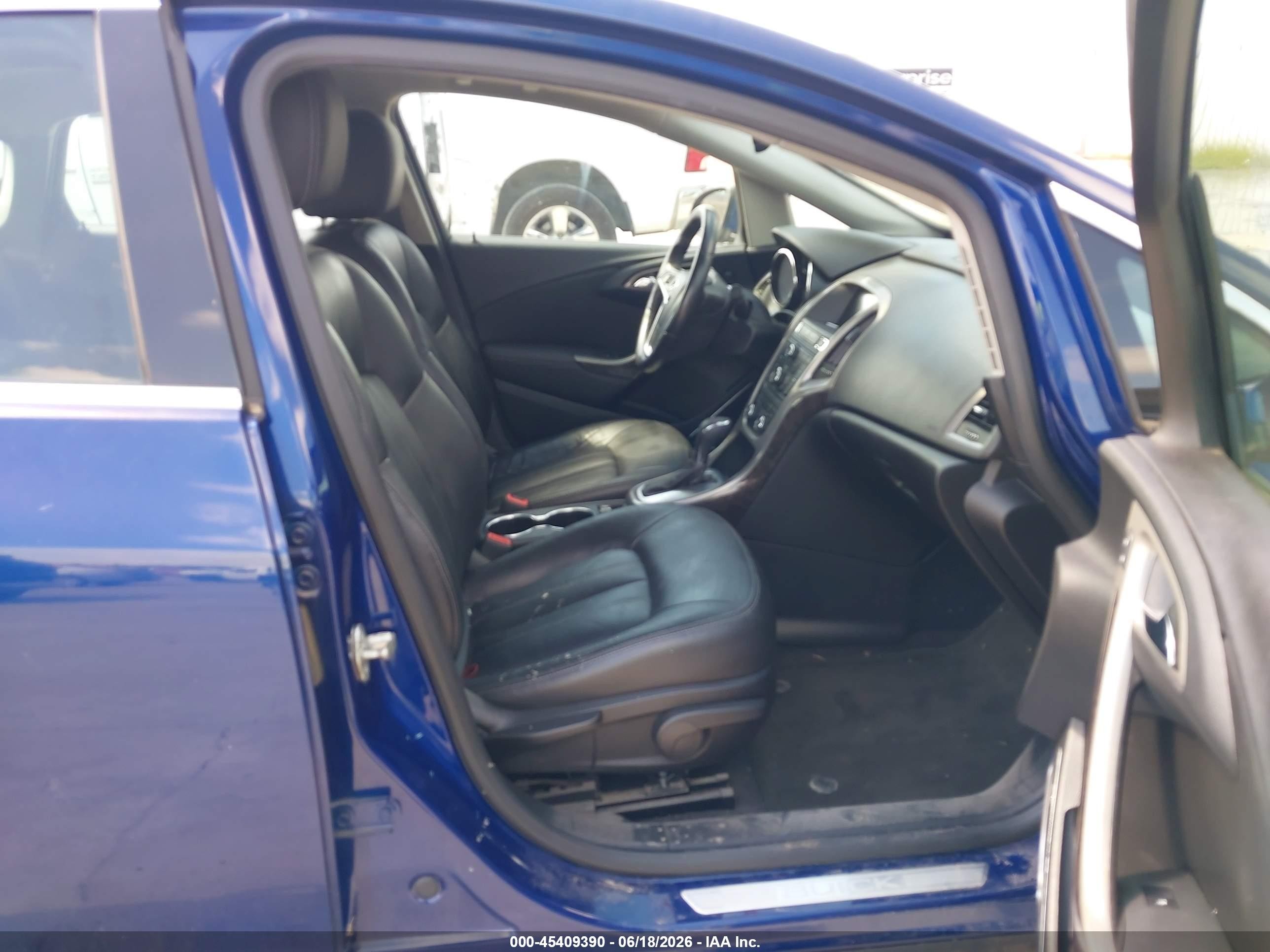 2014 Buick Verano Leather Group Blue vin: 1G4PS5SKXE4153629