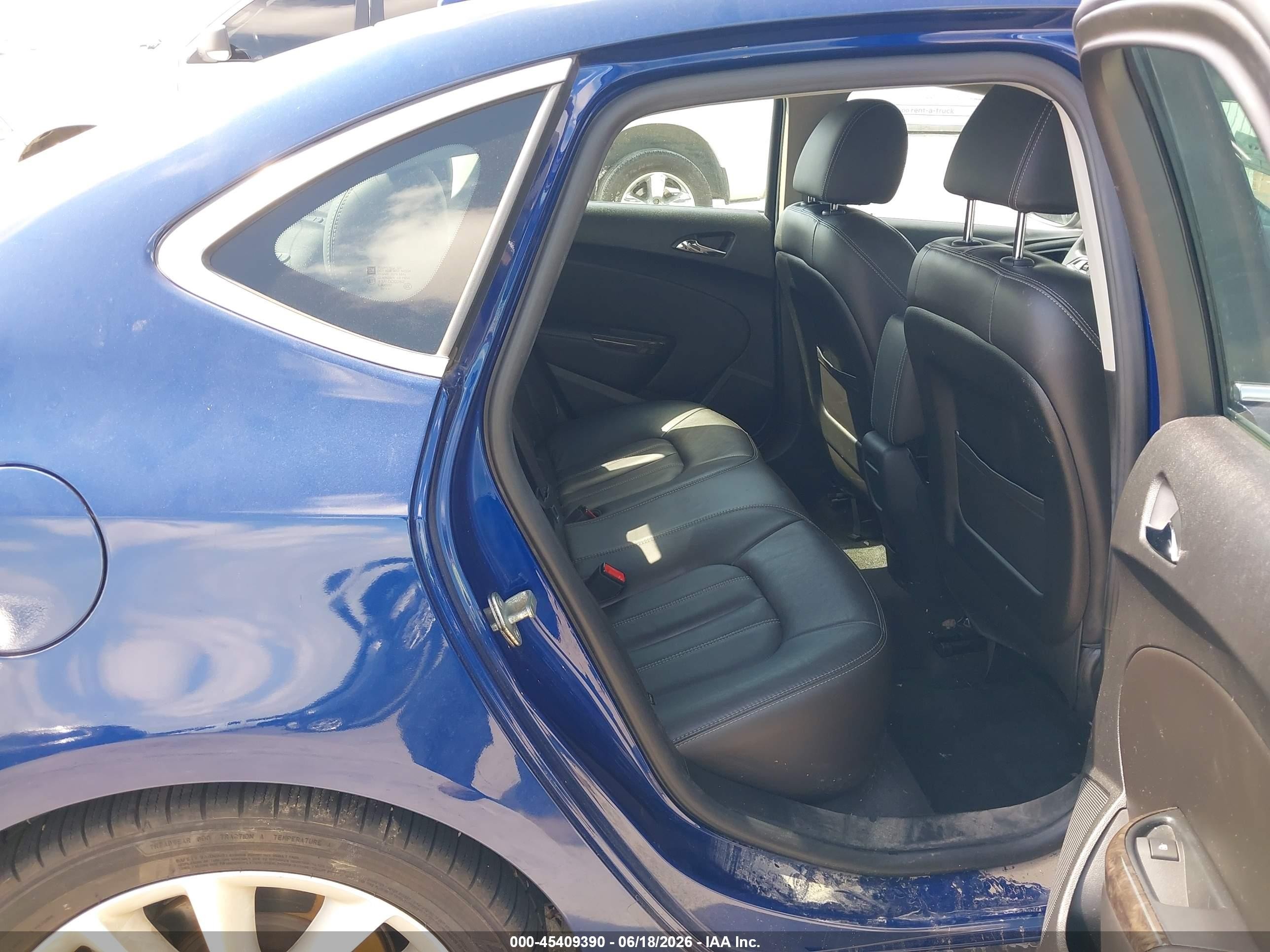 2014 Buick Verano Leather Group Blue vin: 1G4PS5SKXE4153629