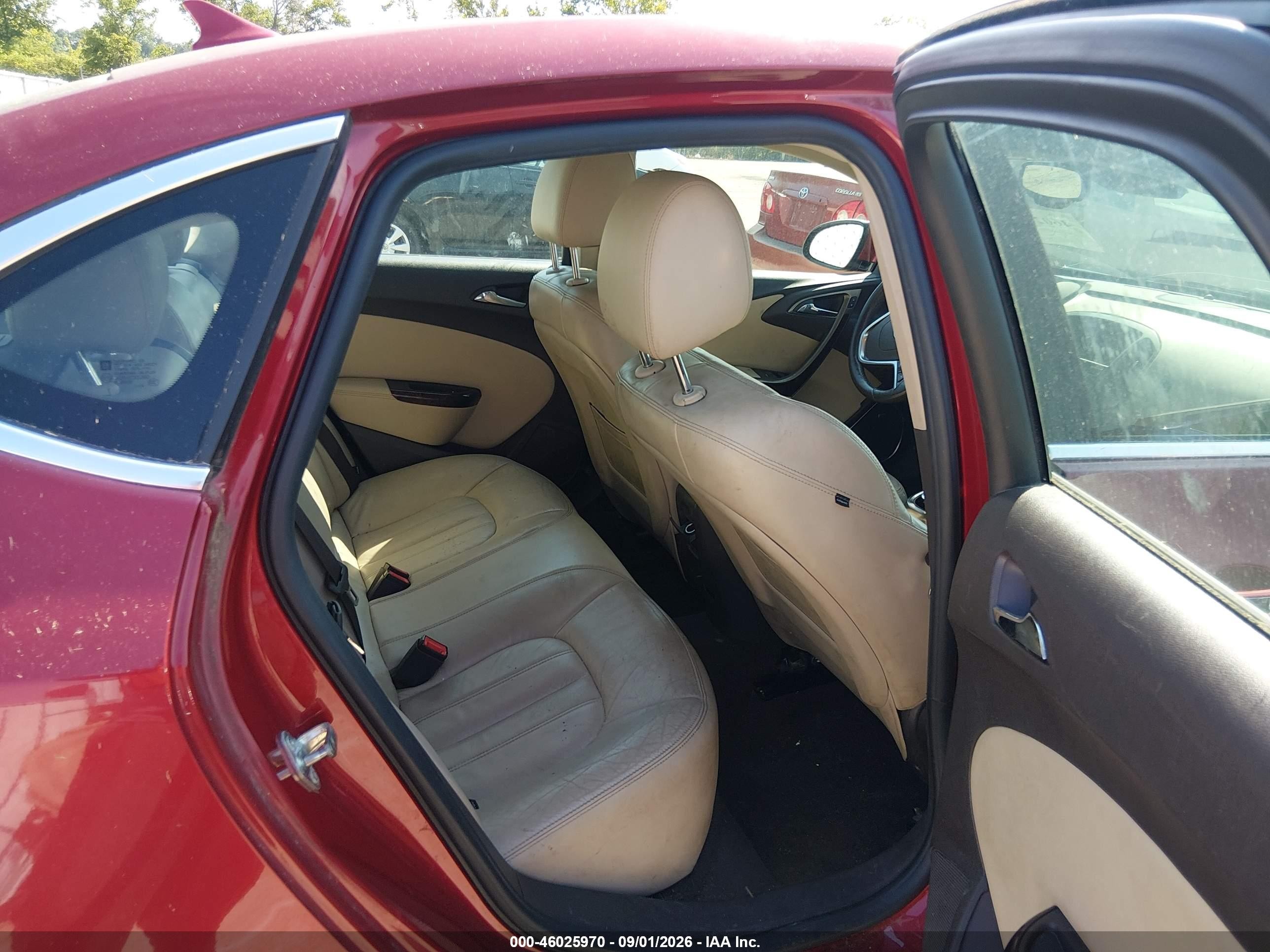 2014 Buick Verano Leather Group Red vin: 1G4PS5SKXE4233254