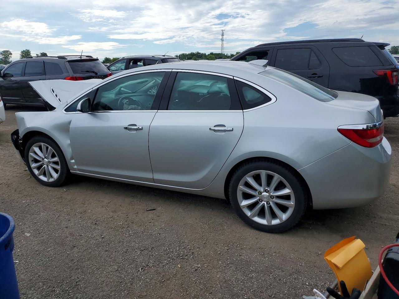 2015 Buick Verano Silver vin: 1G4PS5SKXF4125279