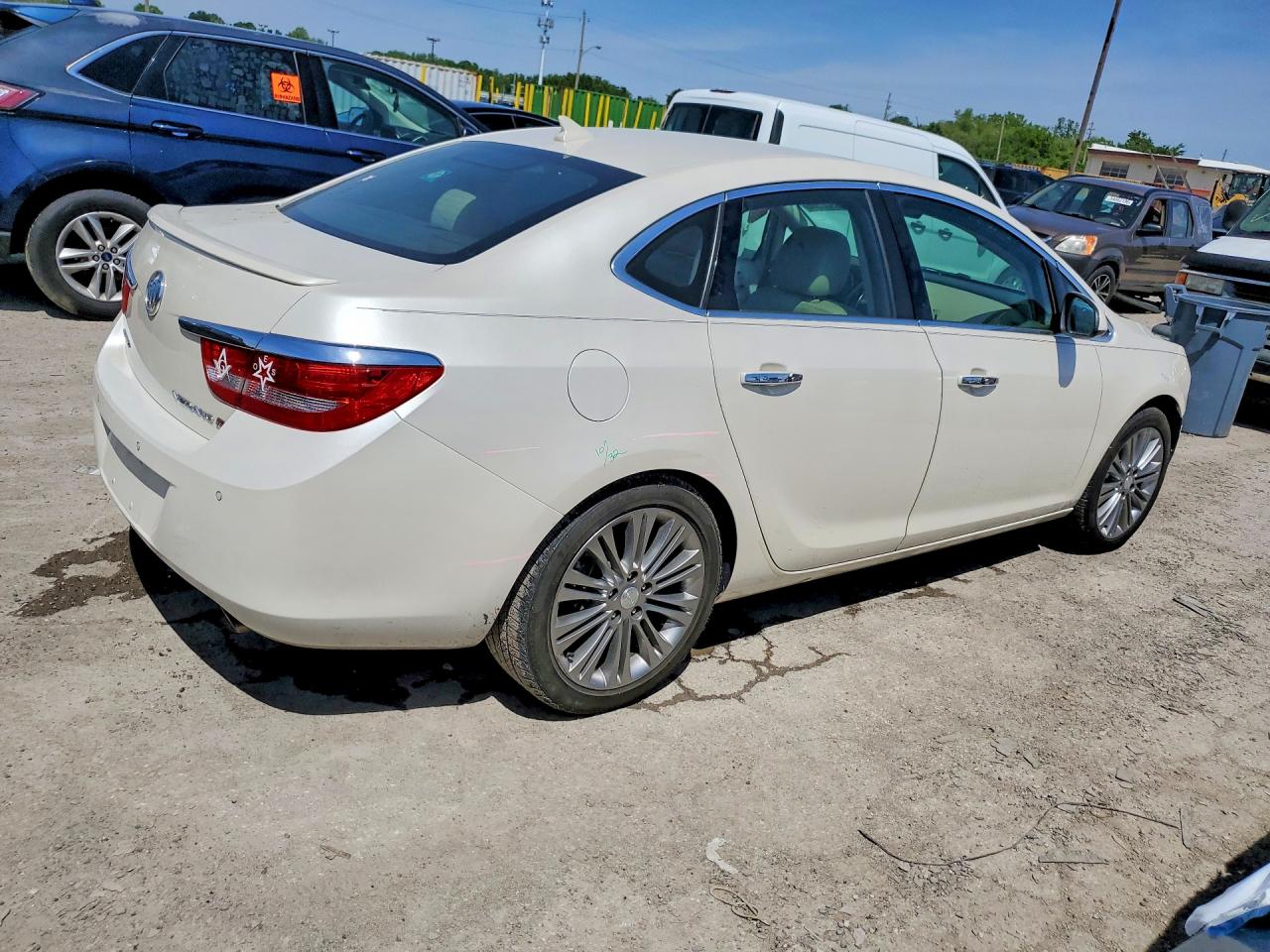 2013 Buick Verano Premium White vin: 1G4PT5SV2D4138256