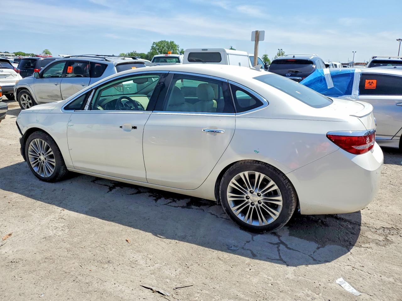2013 Buick Verano Premium White vin: 1G4PT5SV2D4138256