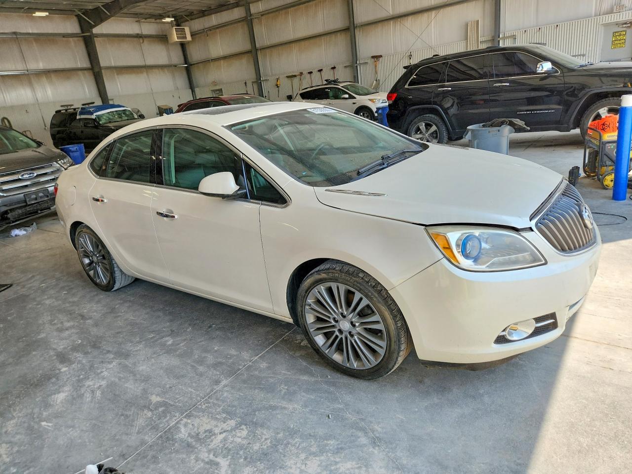 2013 Buick Verano Premium White vin: 1G4PT5SV2D4157907
