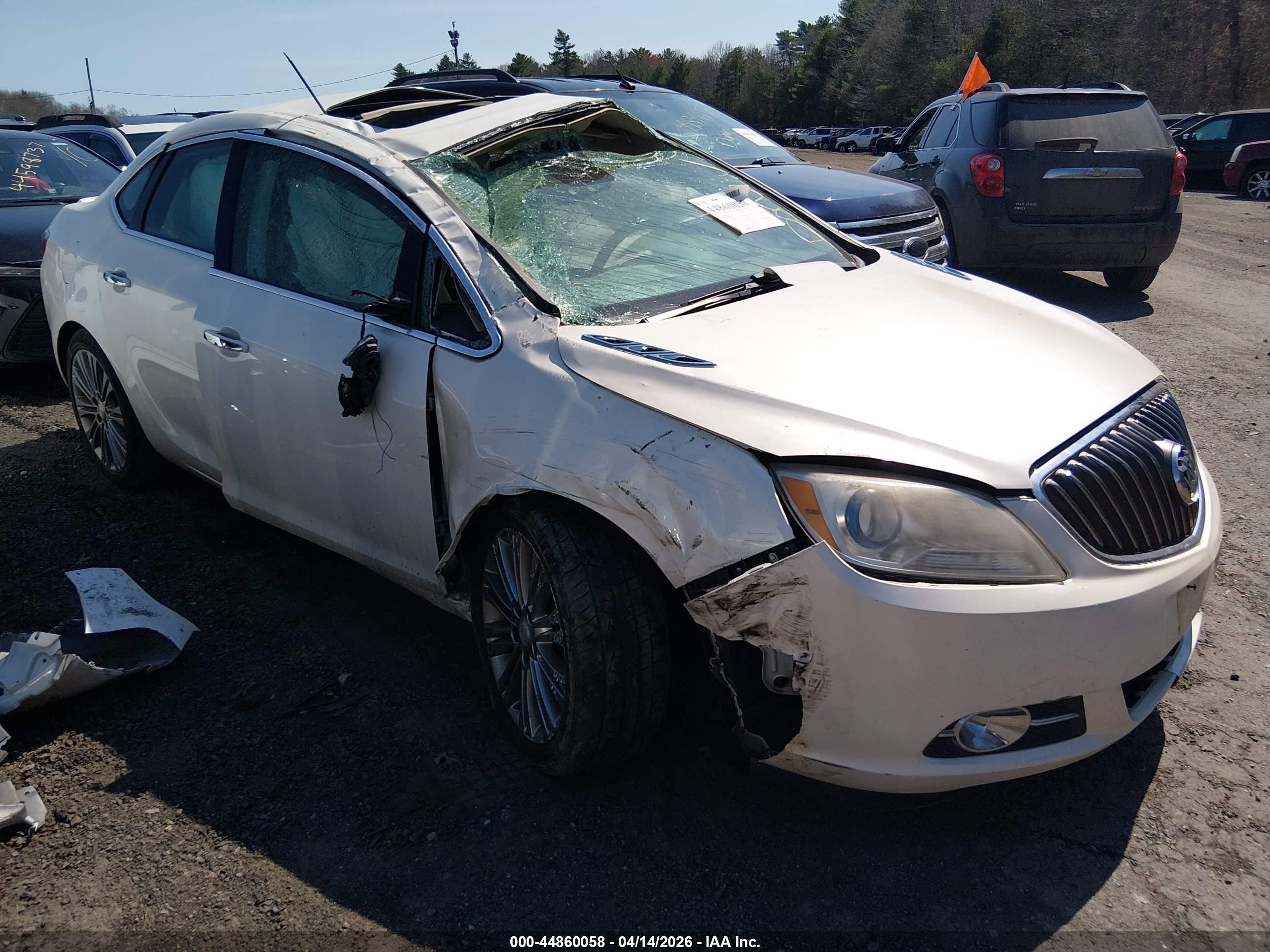 2013 Buick Verano Premium Group White vin: 1G4PT5SV3D4199048